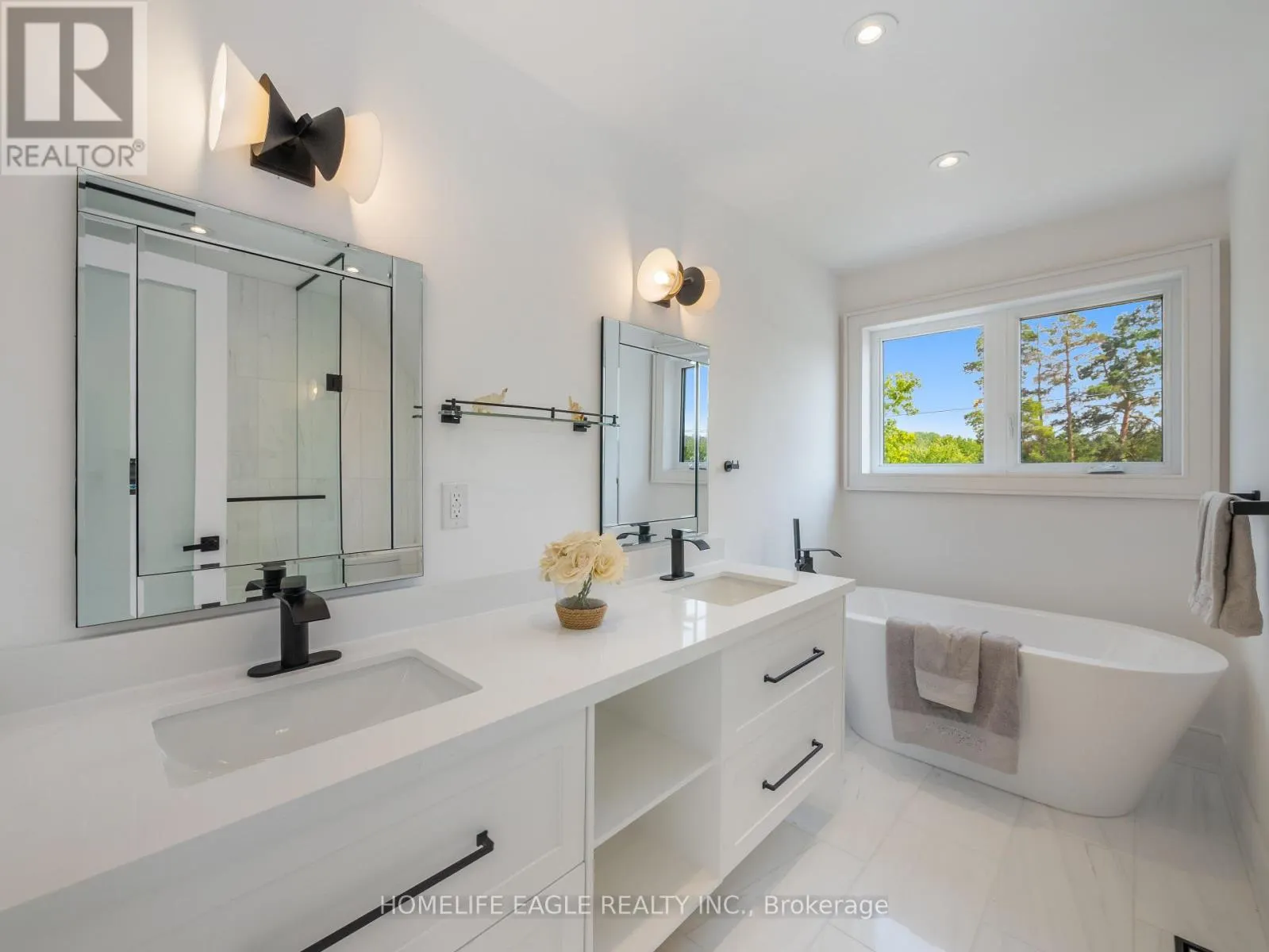 1242 KILLARNEY BEACH ROAD