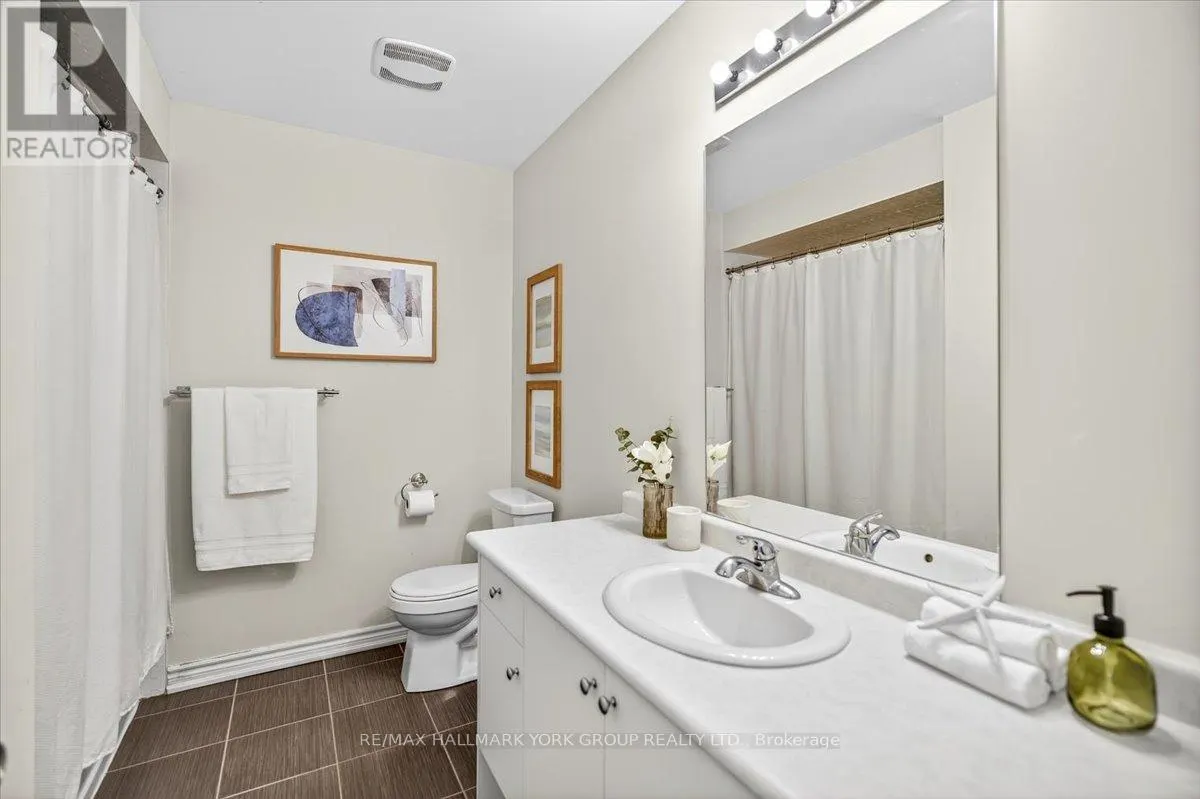 1192 PEELAR CRESCENT