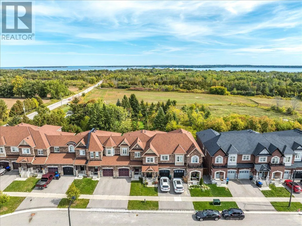 1192 PEELAR CRESCENT