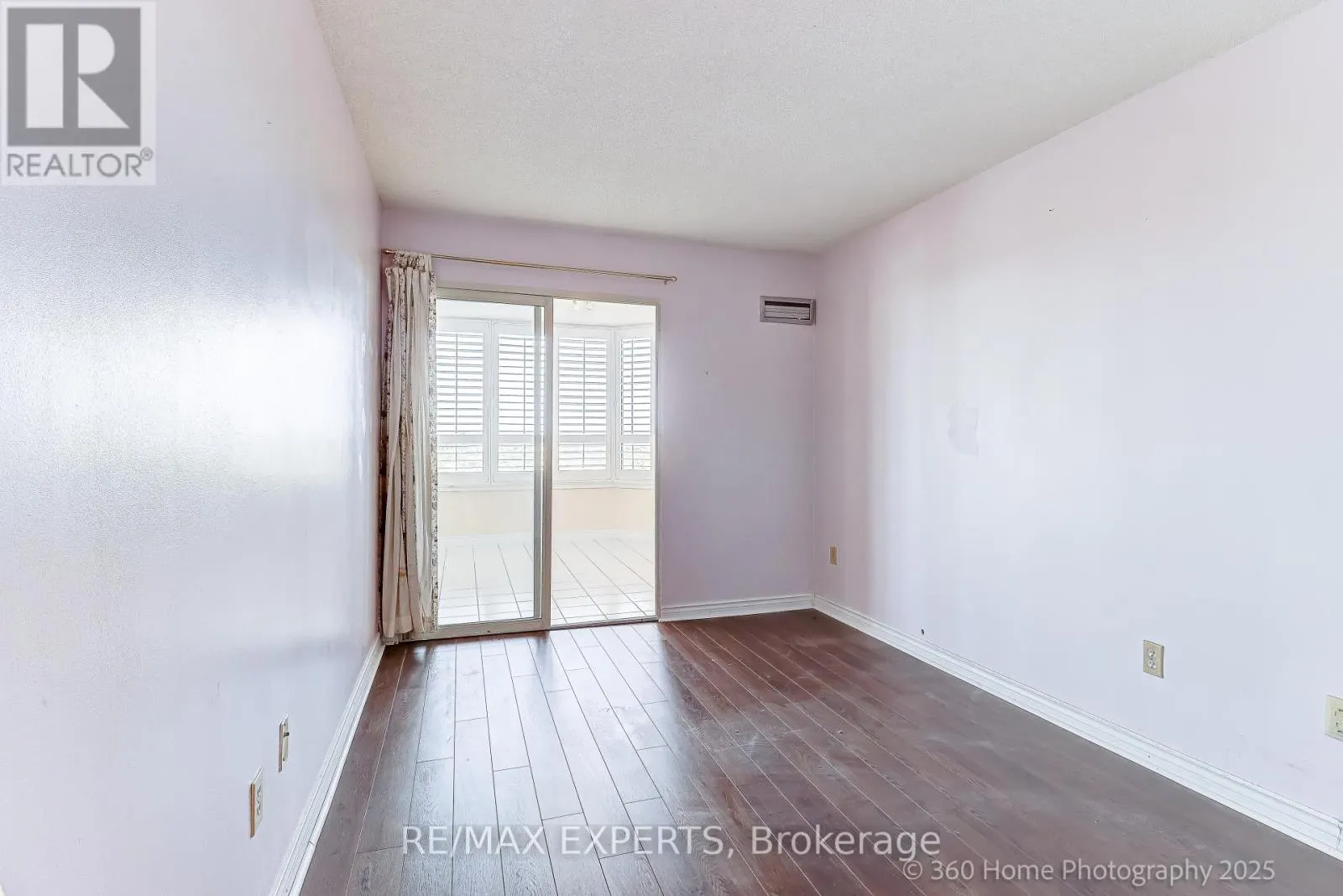 1603 - 7 TOWNSGATE DRIVE