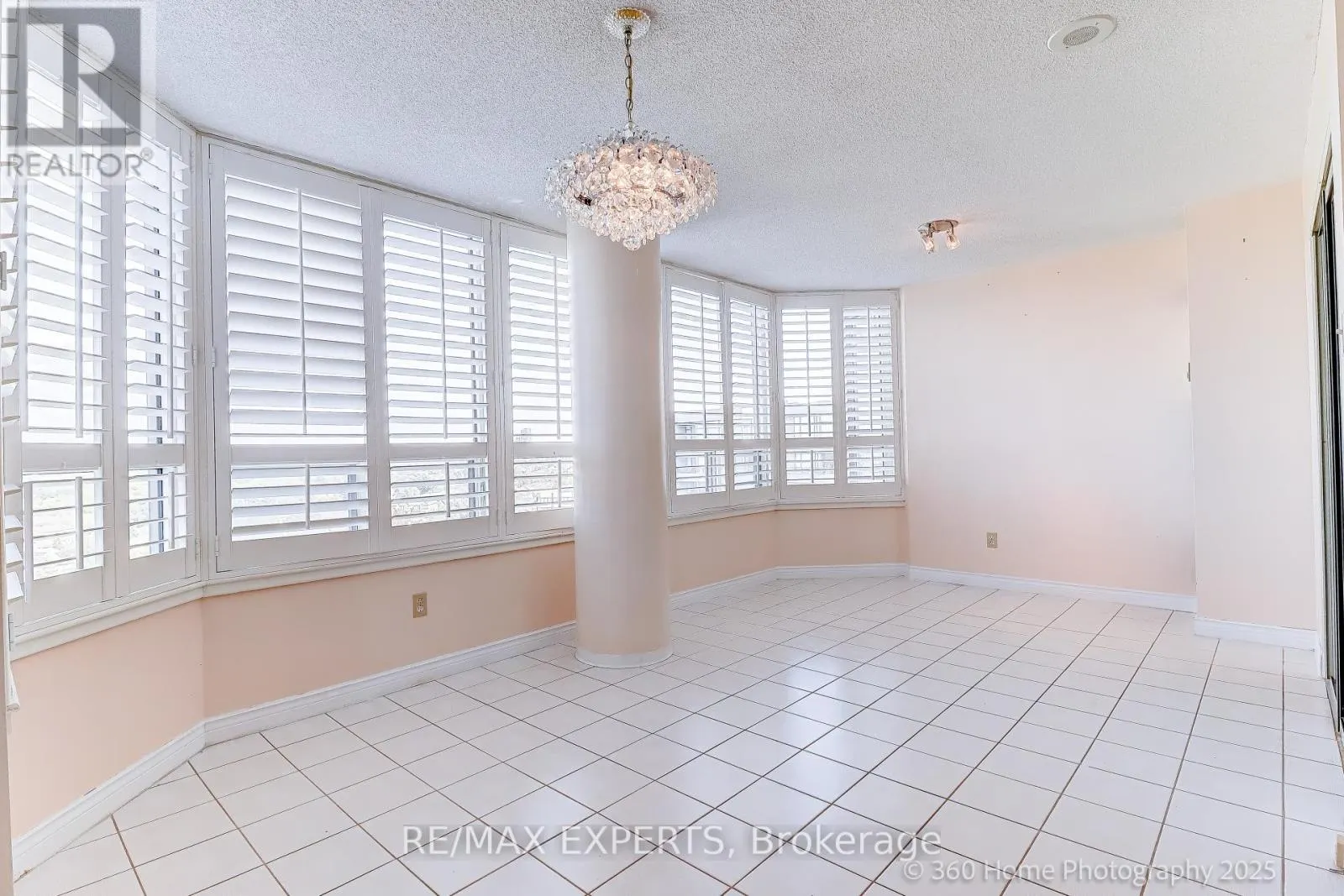1603 - 7 TOWNSGATE DRIVE