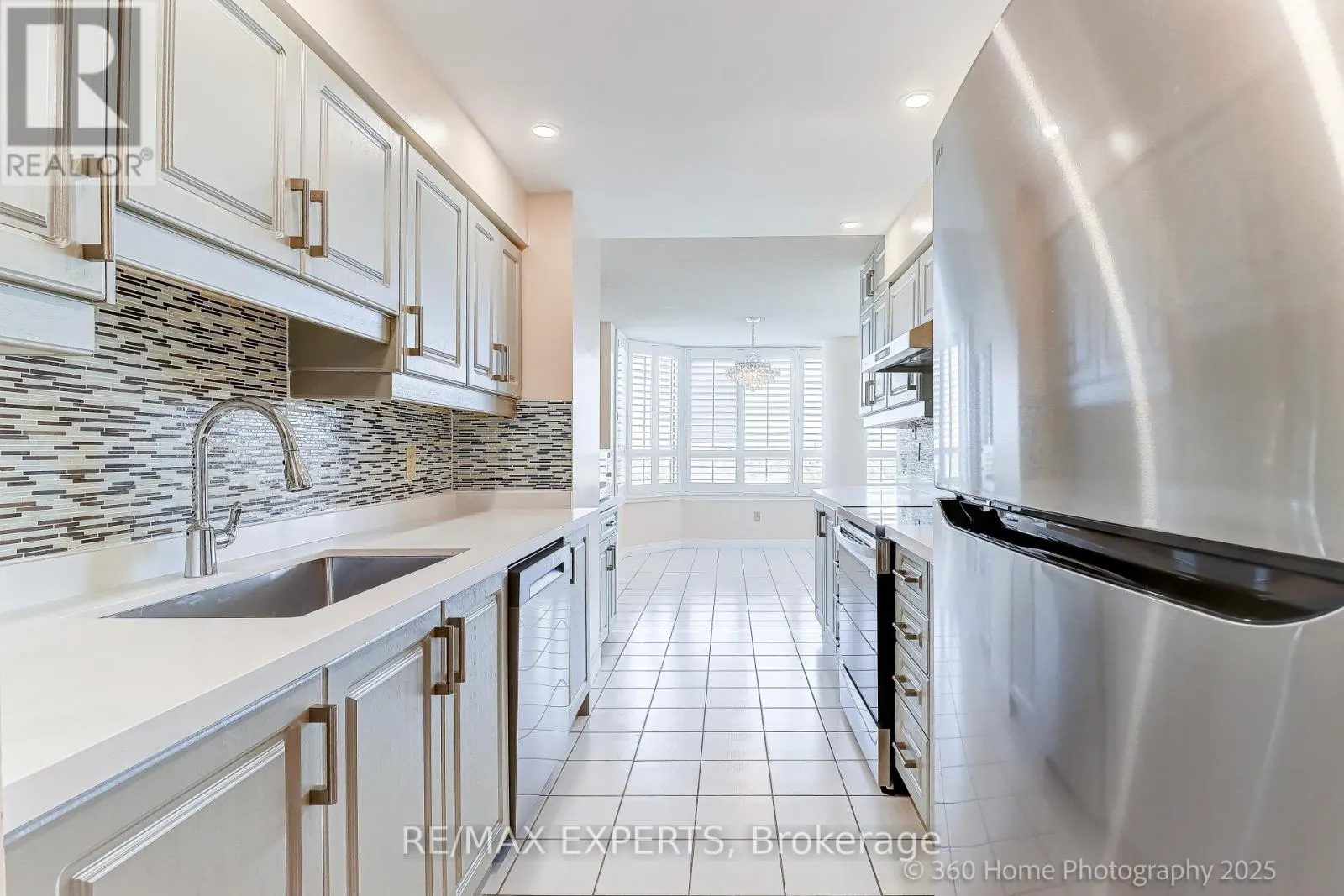 1603 - 7 TOWNSGATE DRIVE