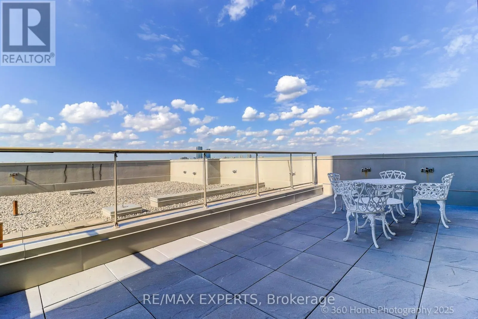 1603 - 7 TOWNSGATE DRIVE