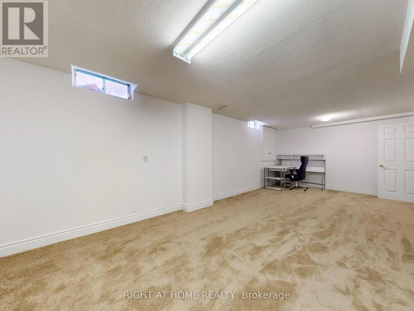 828 LESLIE VALLEY DRIVE