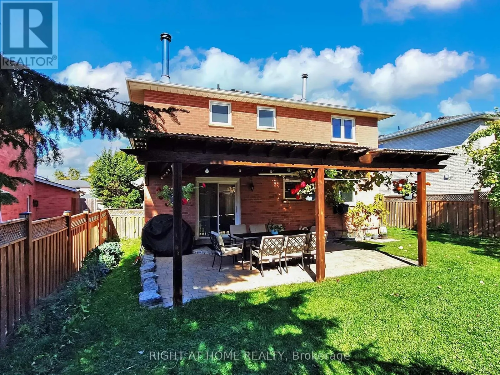 828 LESLIE VALLEY DRIVE