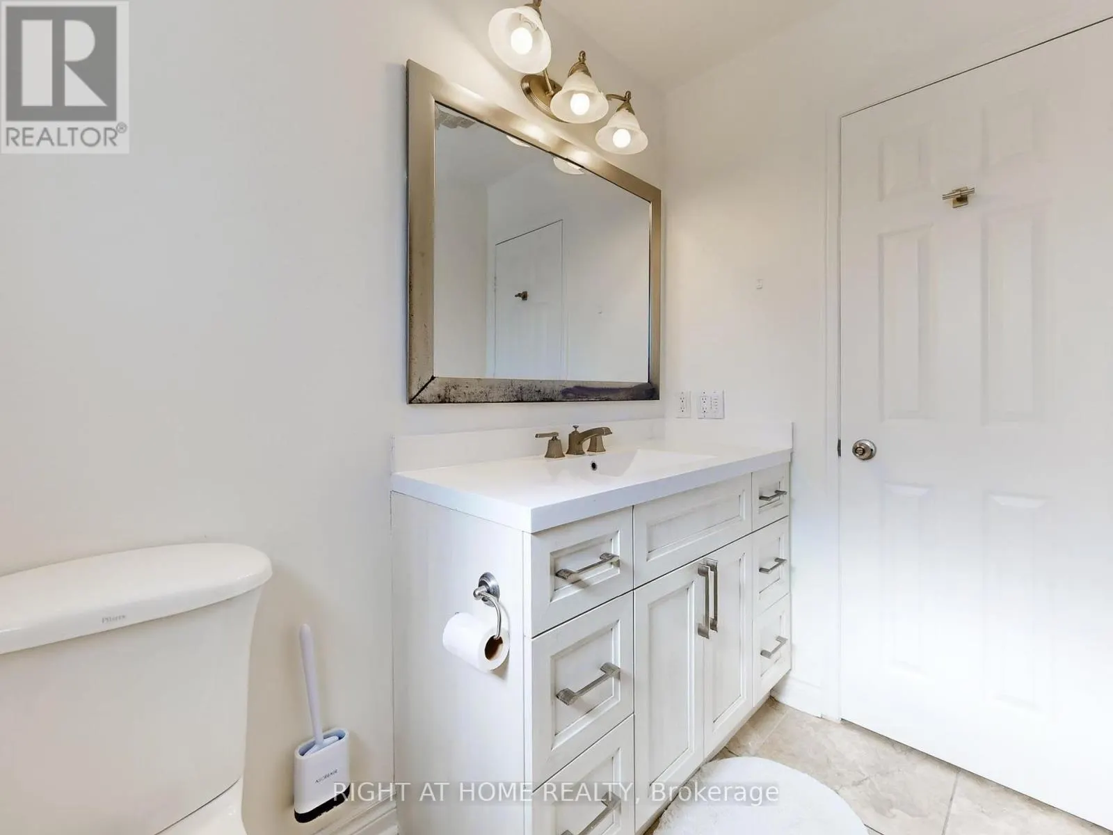 828 LESLIE VALLEY DRIVE