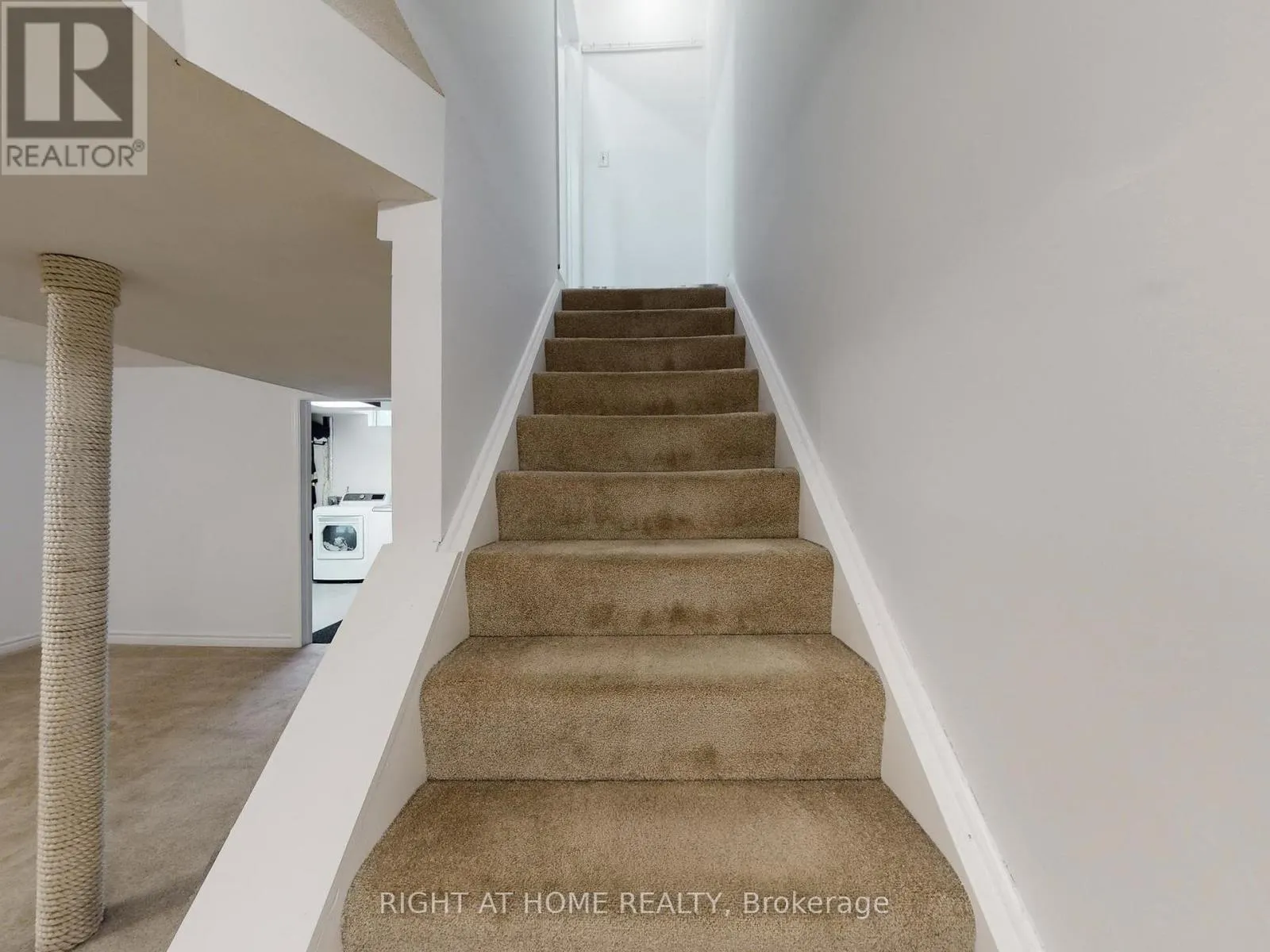 828 LESLIE VALLEY DRIVE