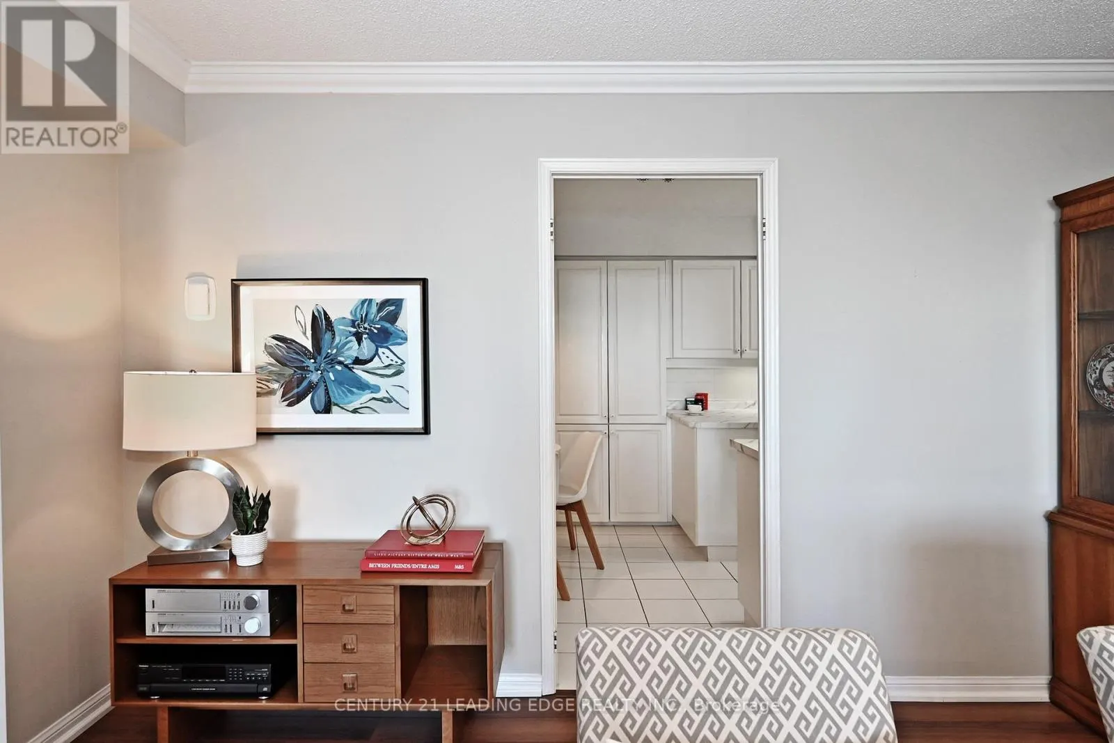 1212 - 610 BULLOCK DRIVE