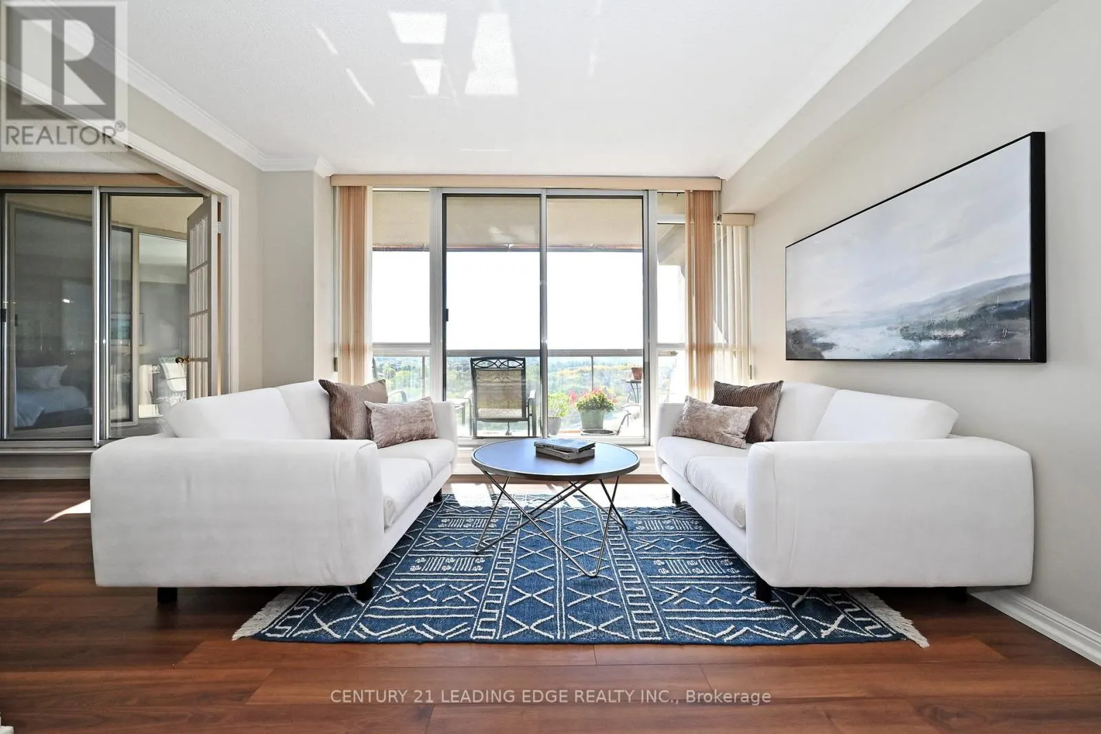 1212 - 610 BULLOCK DRIVE