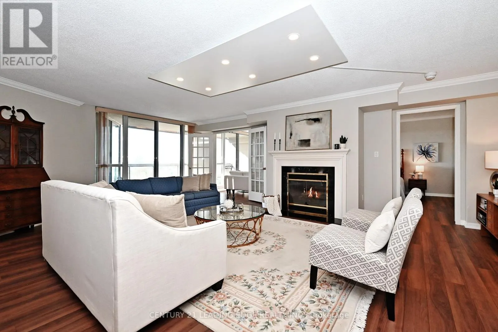1212 - 610 BULLOCK DRIVE