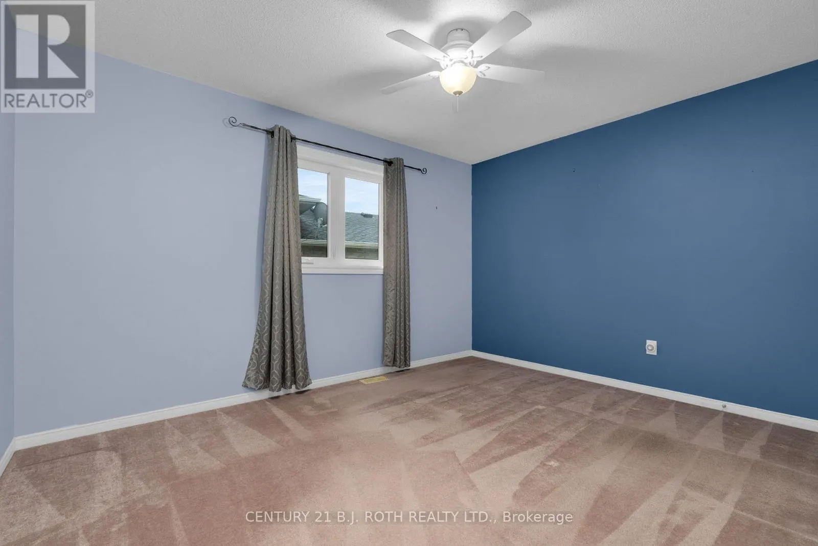 14 STONEMOUNT CRESCENT