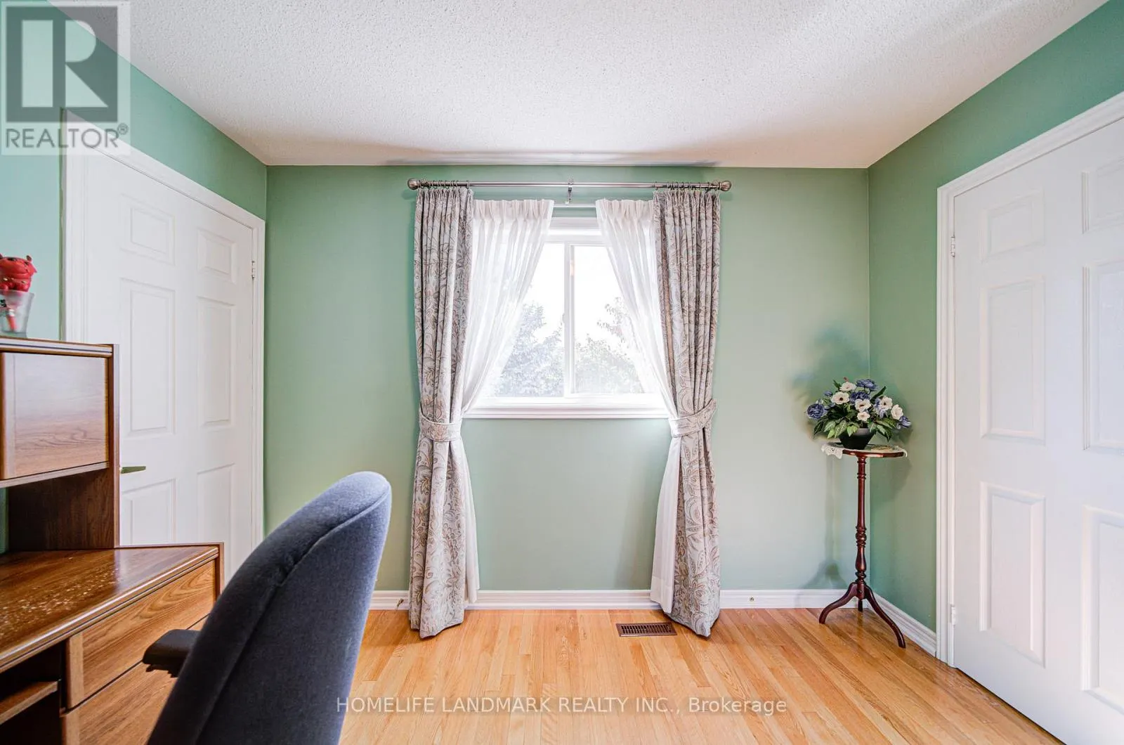 189 SILVER LINDEN DRIVE