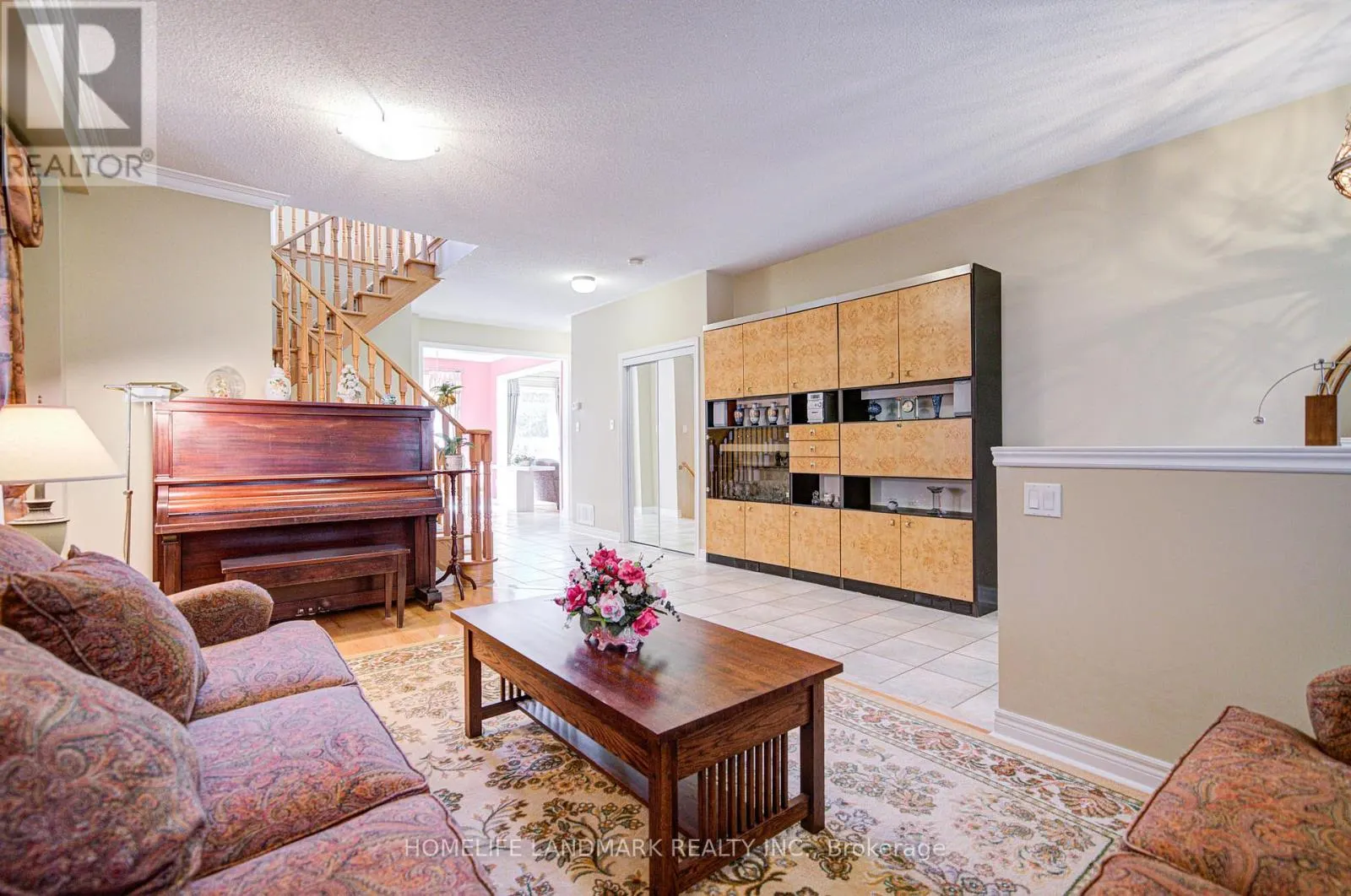 189 SILVER LINDEN DRIVE