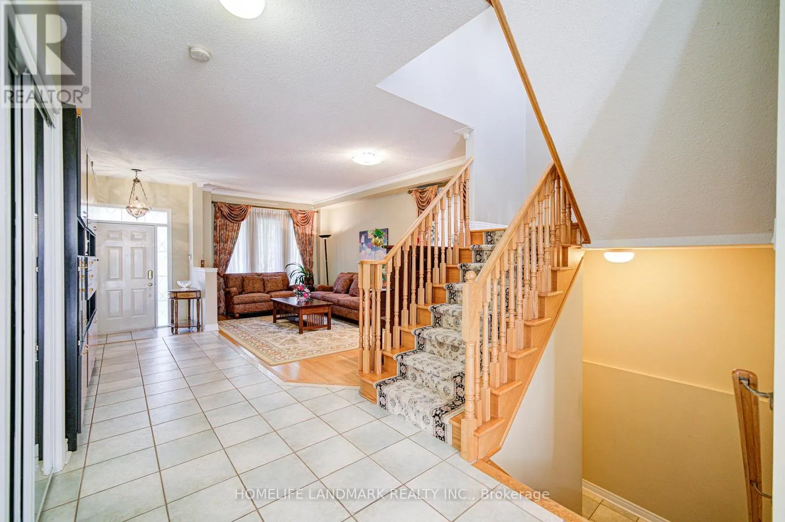 189 SILVER LINDEN DRIVE