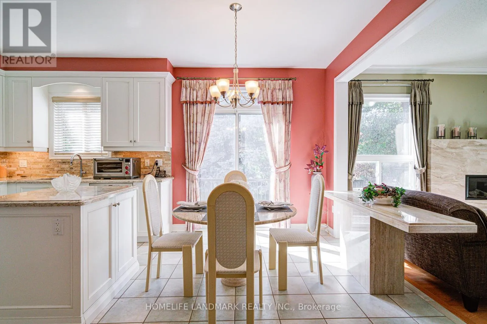 189 SILVER LINDEN DRIVE