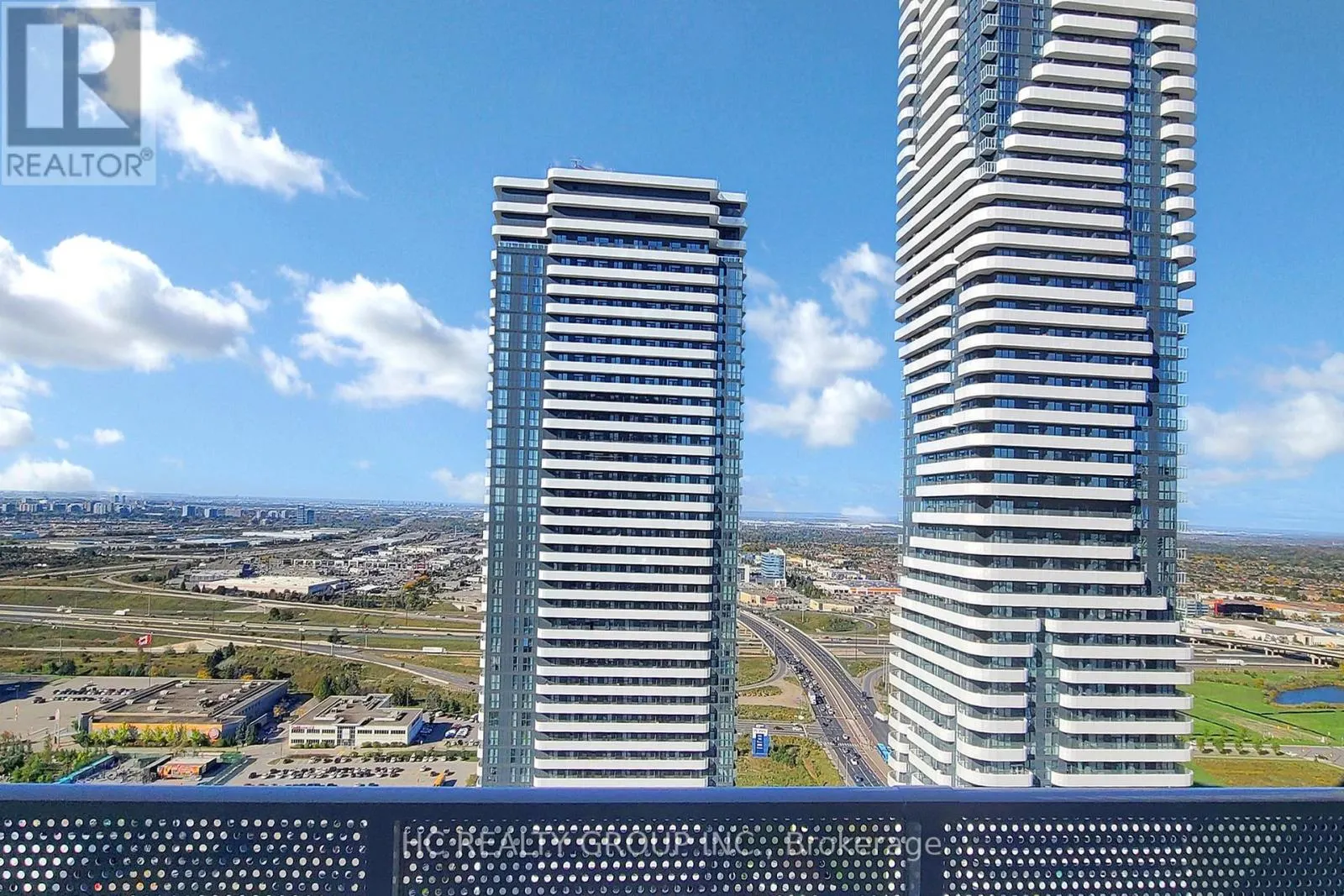 3816 - 28 INTERCHANGE WAY