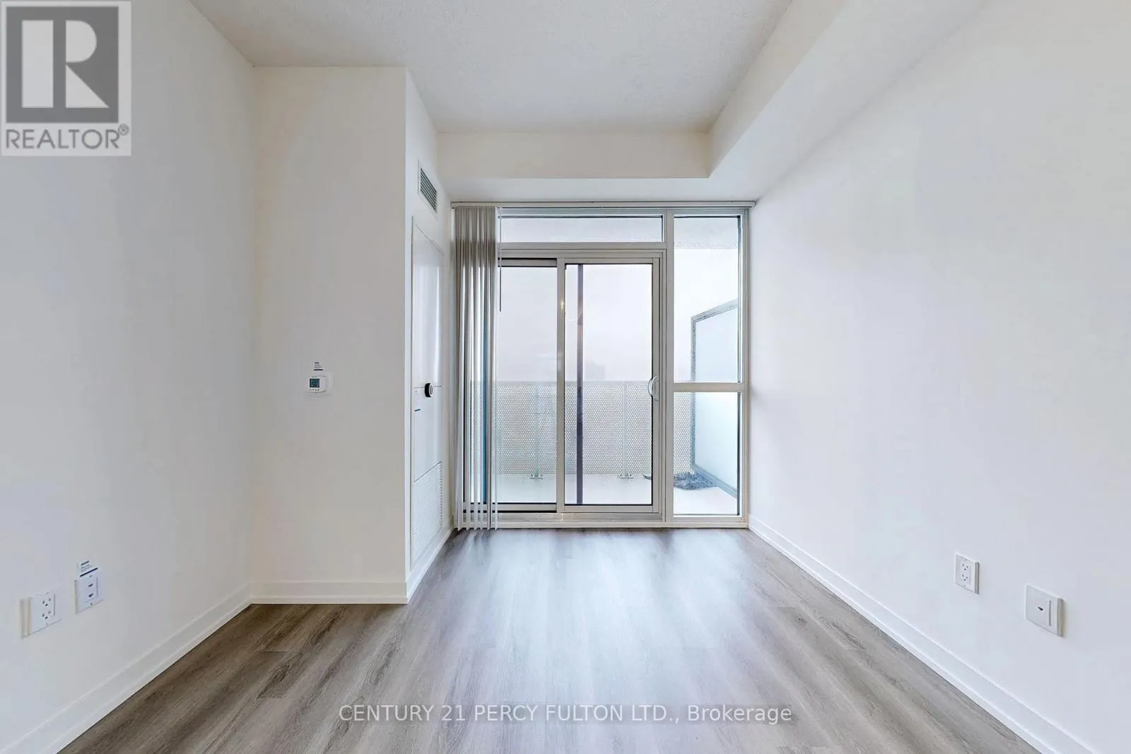 2108 - 225 COMMERCE STREET