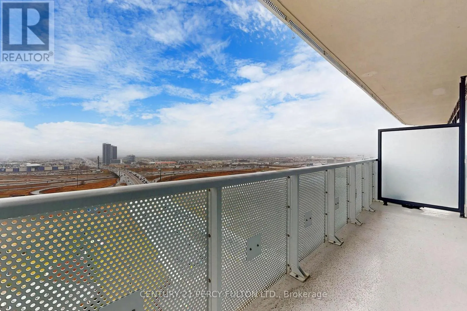 2108 - 225 COMMERCE STREET