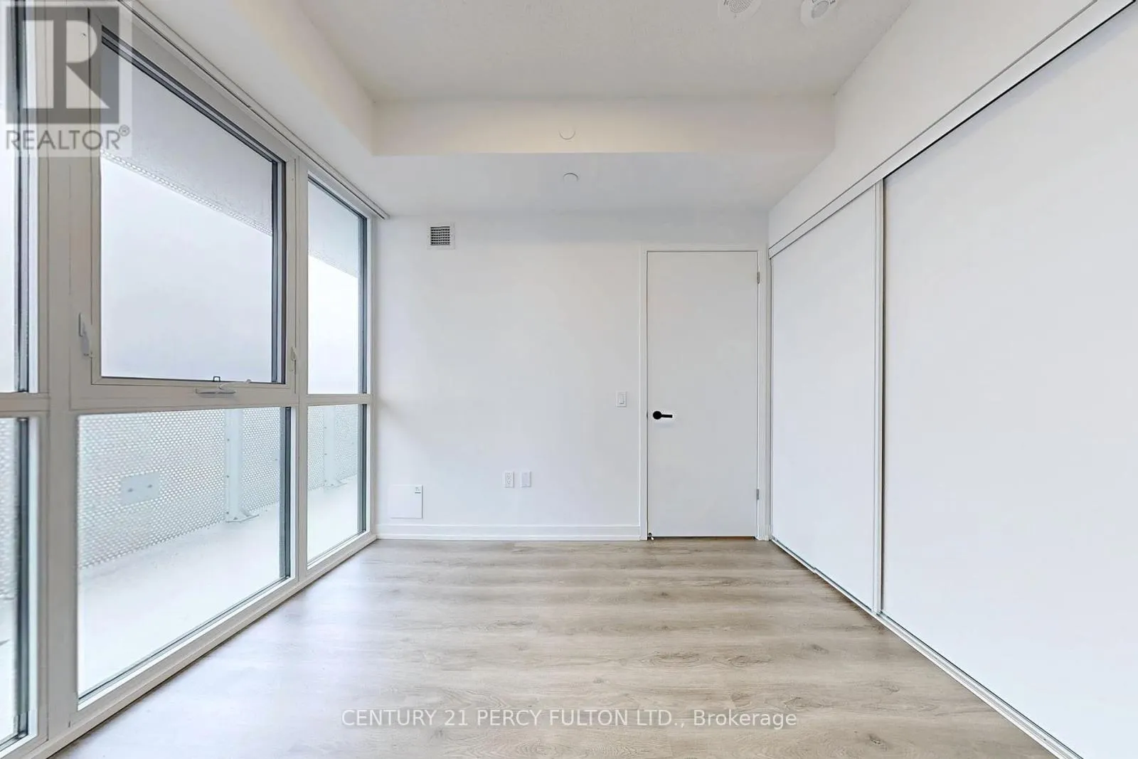 2108 - 225 COMMERCE STREET
