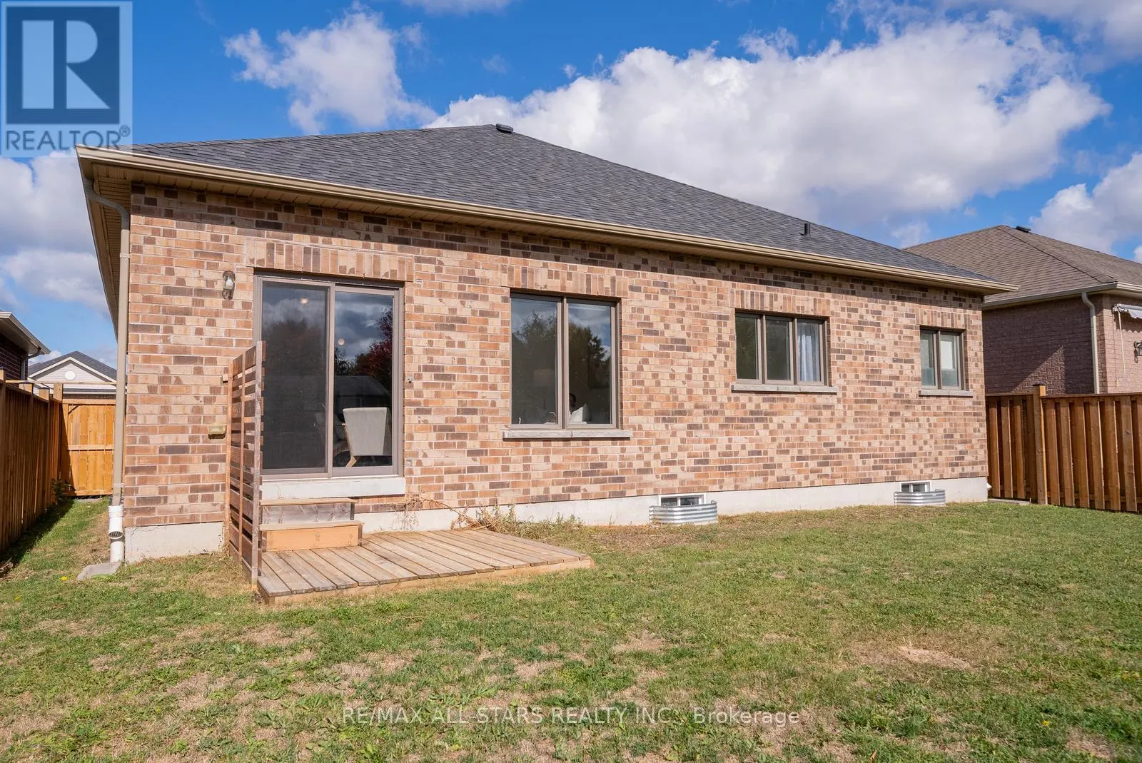 15 POLLOCK AVENUE