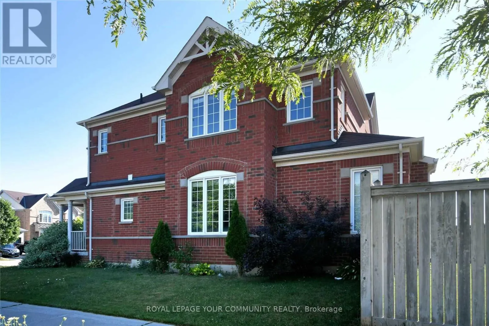 38 GREEN DARNER TRAIL