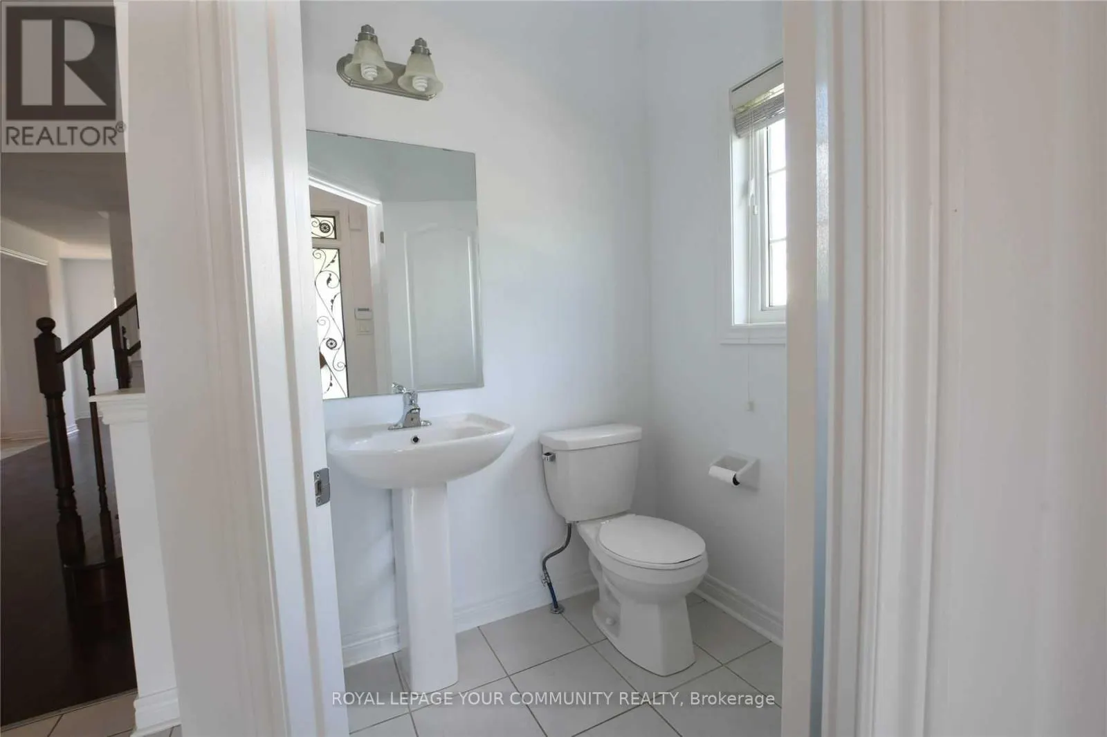 38 GREEN DARNER TRAIL