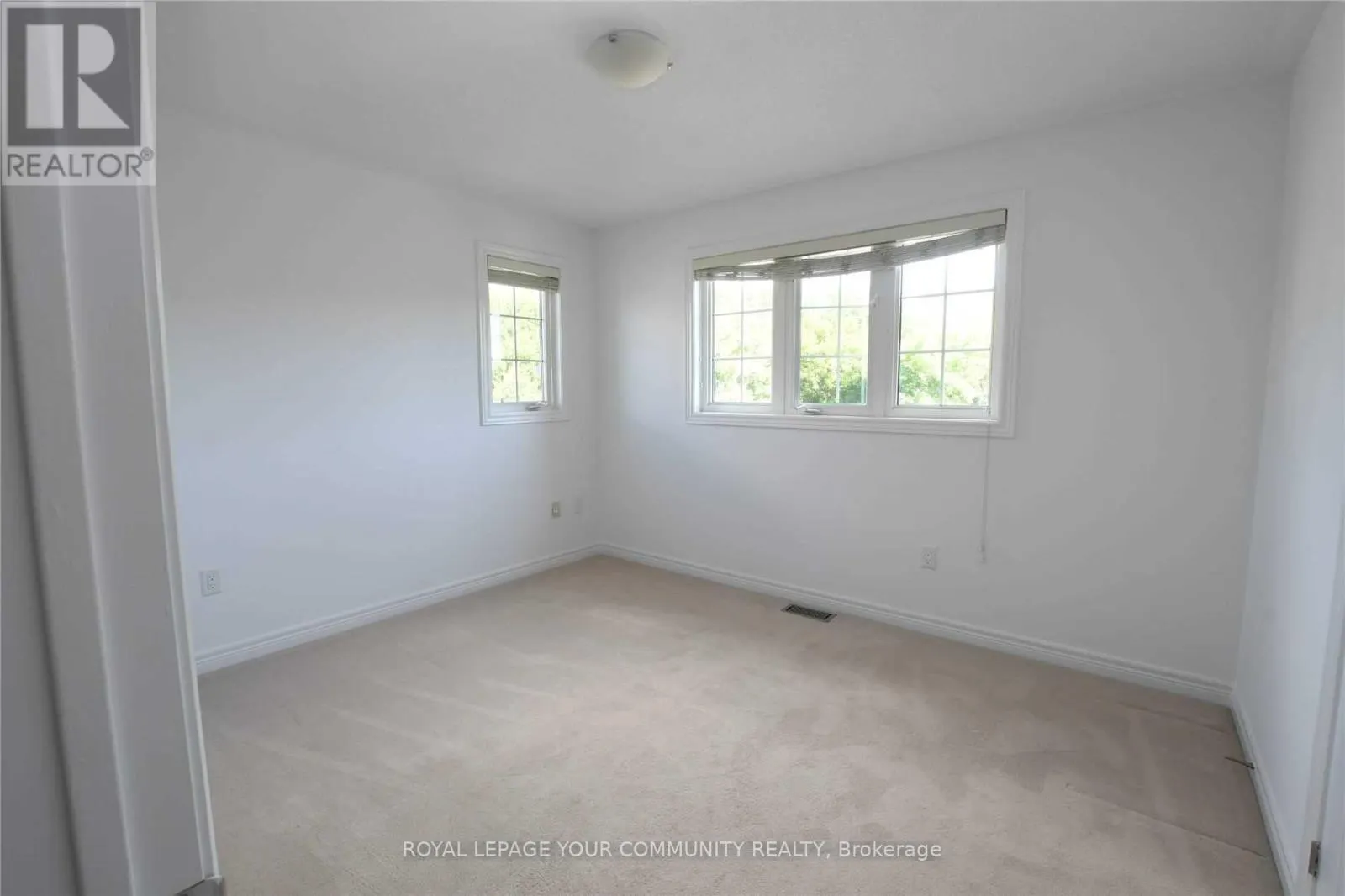 38 GREEN DARNER TRAIL