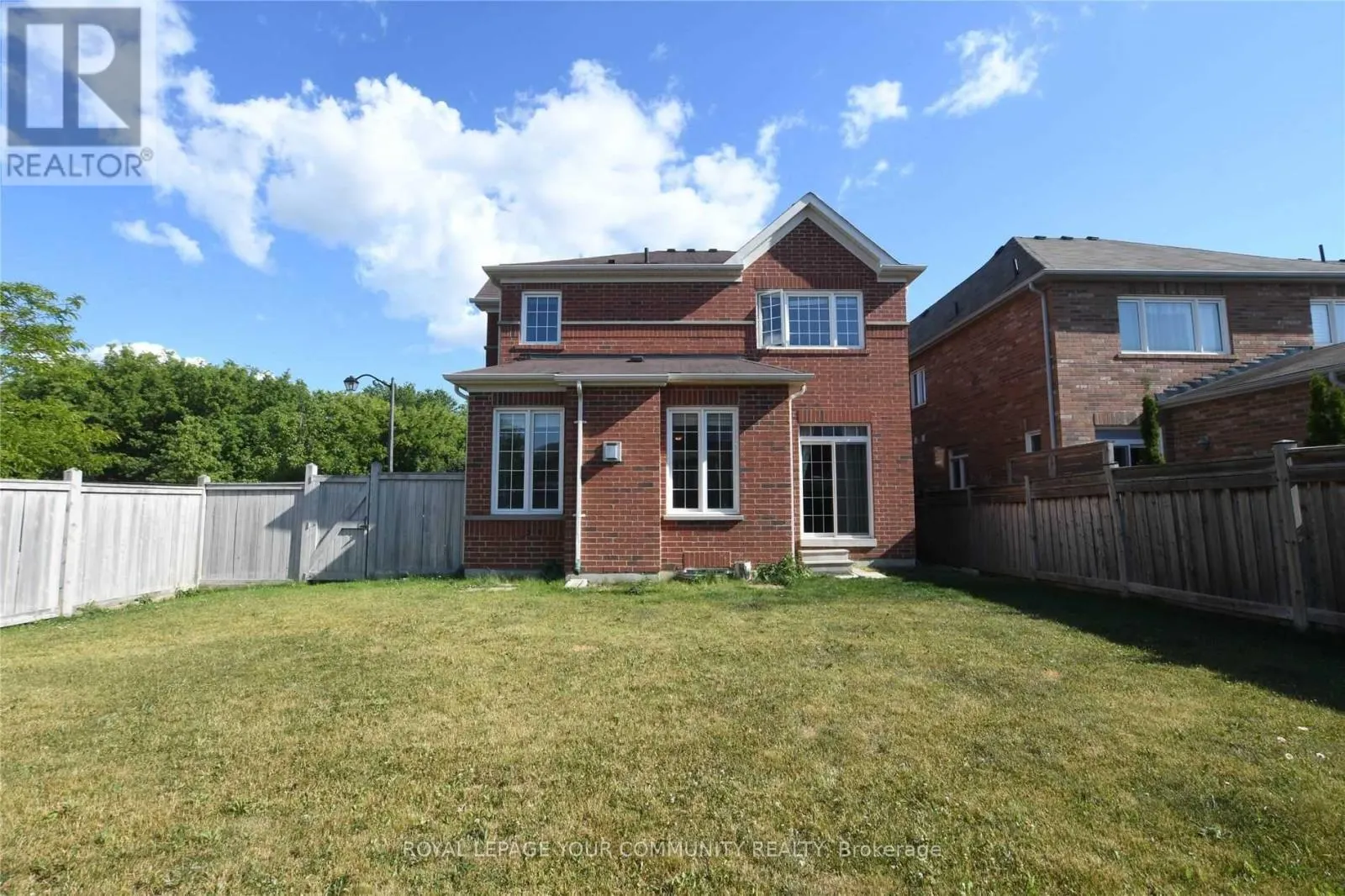 38 GREEN DARNER TRAIL