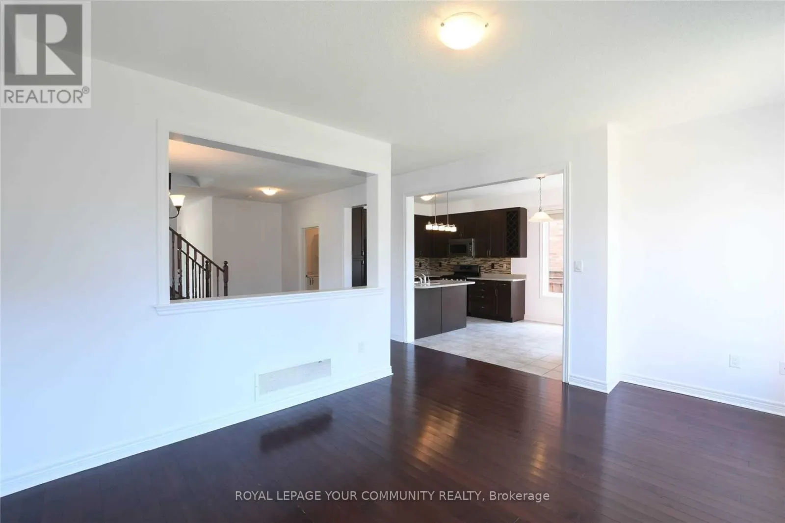38 GREEN DARNER TRAIL