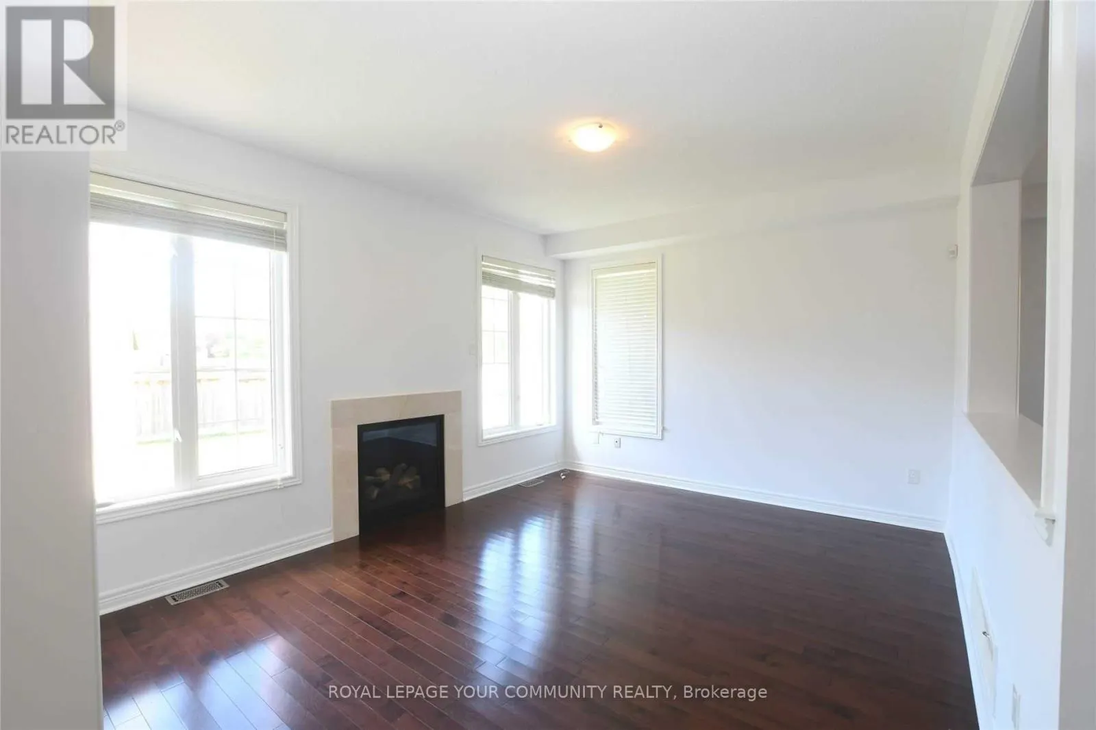 38 GREEN DARNER TRAIL