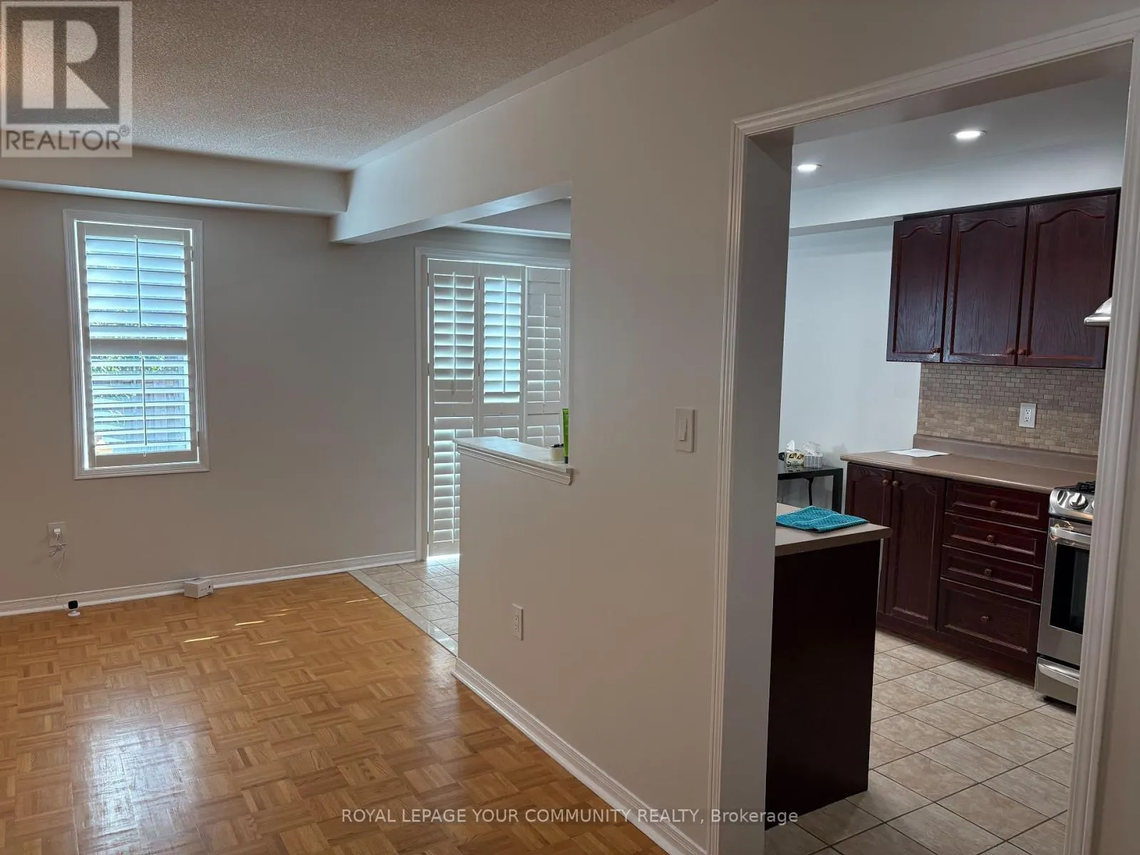 146 HOLLYWOOD HILL CIRCLE