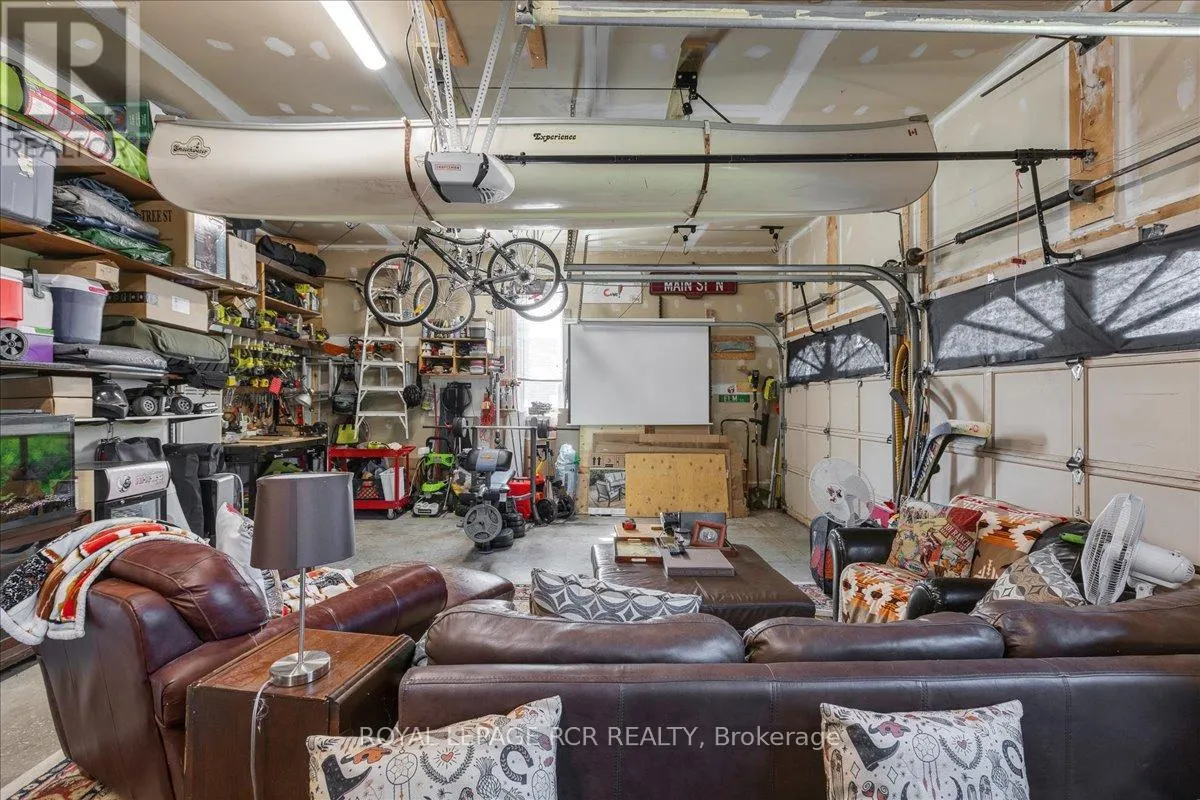 1903 METRO ROAD N