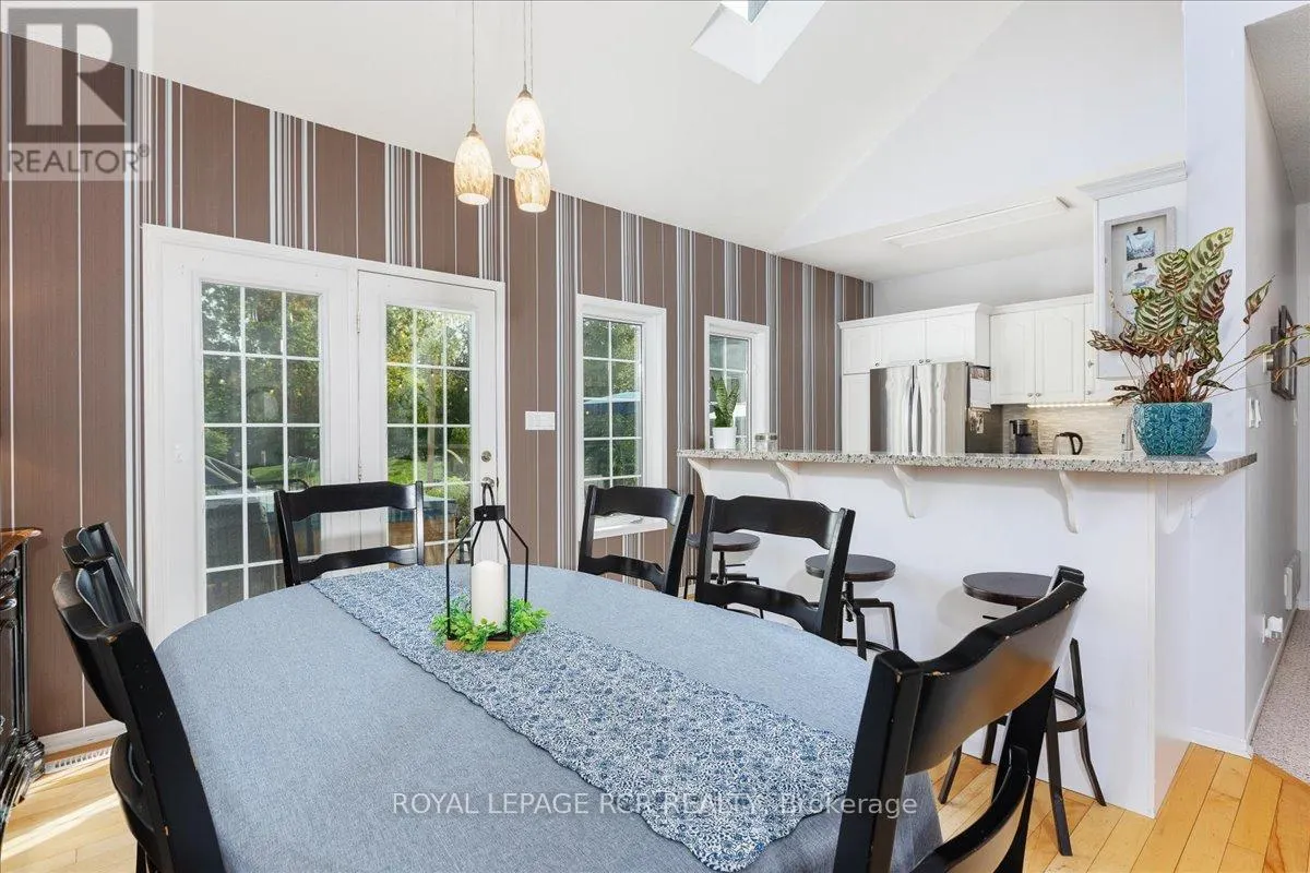 1903 METRO ROAD N