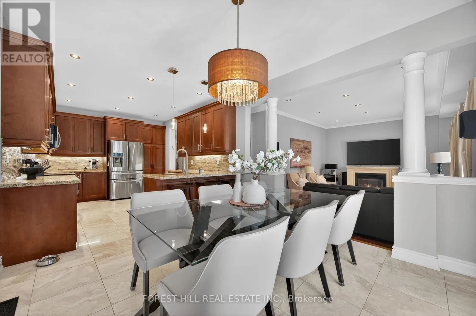 271 AUTUMN HILL BOULEVARD