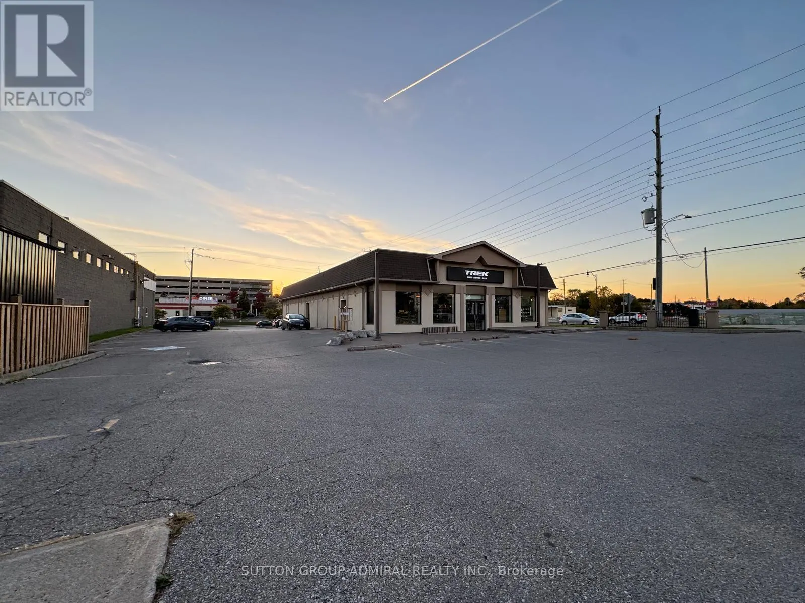 1 INDUSTRIAL PARKWAY S