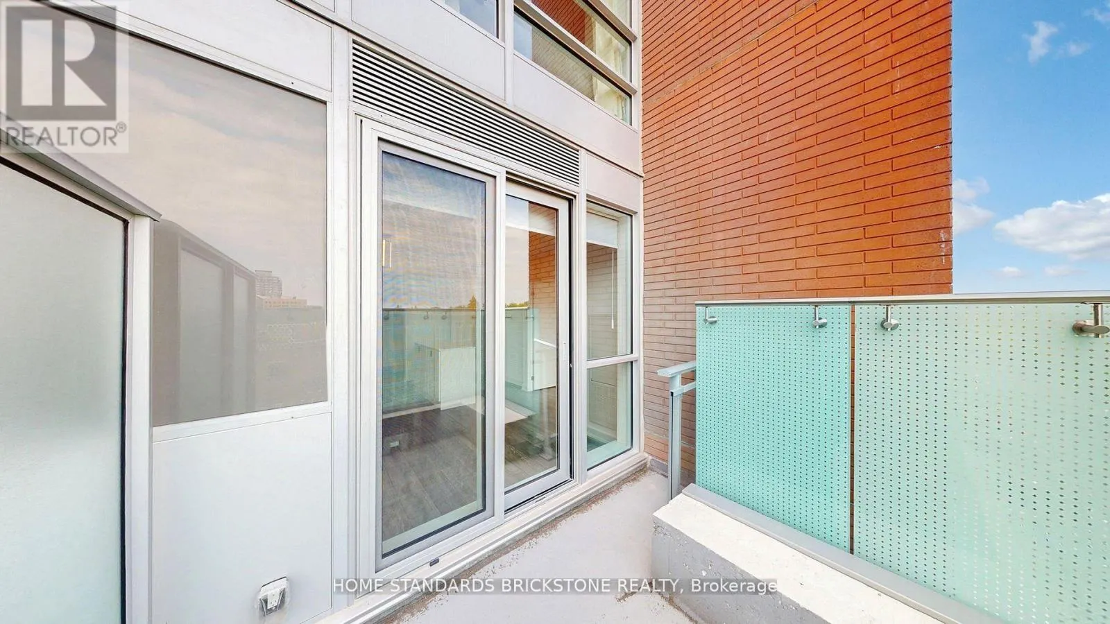 321 - 8888 YONGE STREET