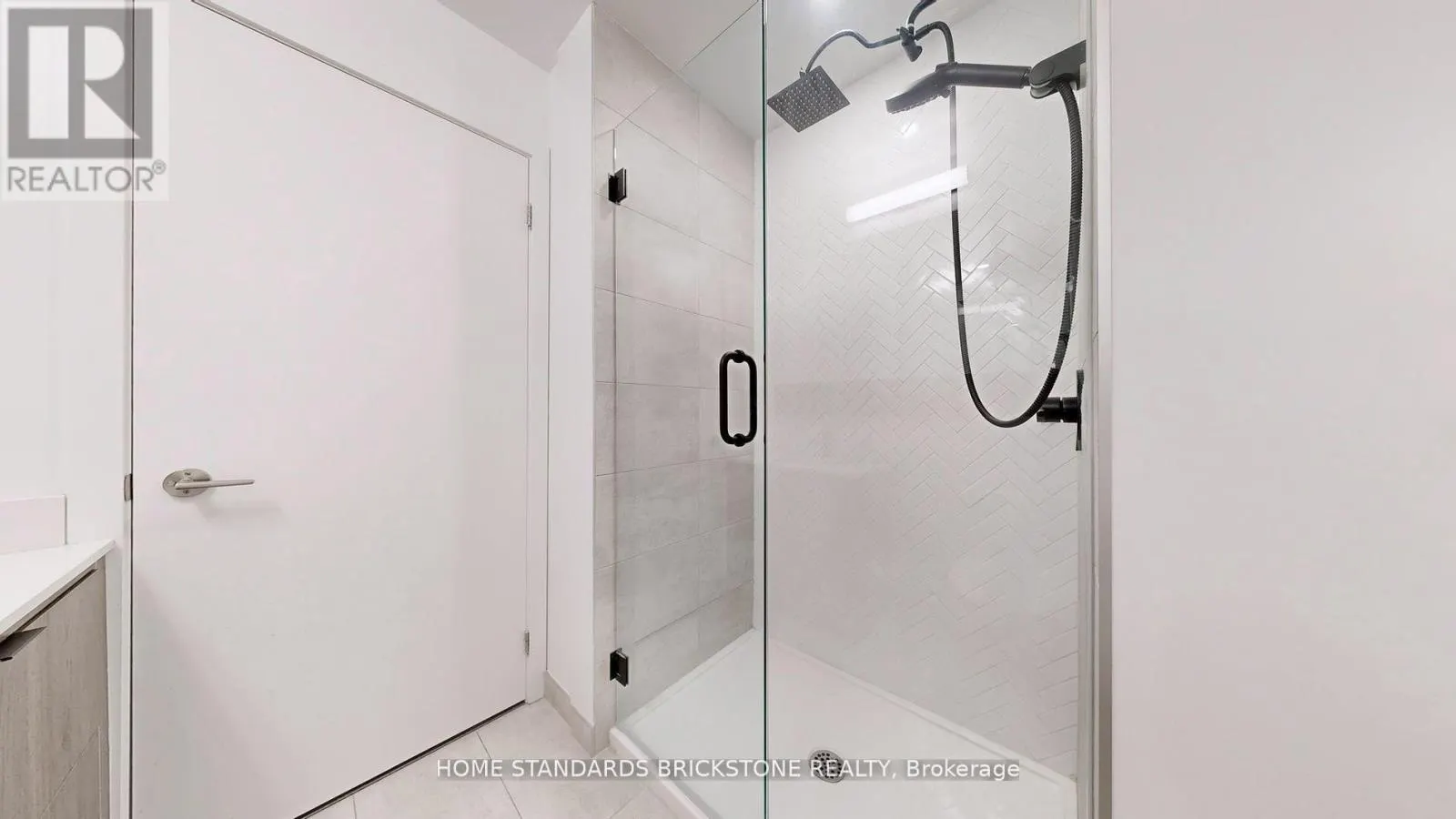 321 - 8888 YONGE STREET