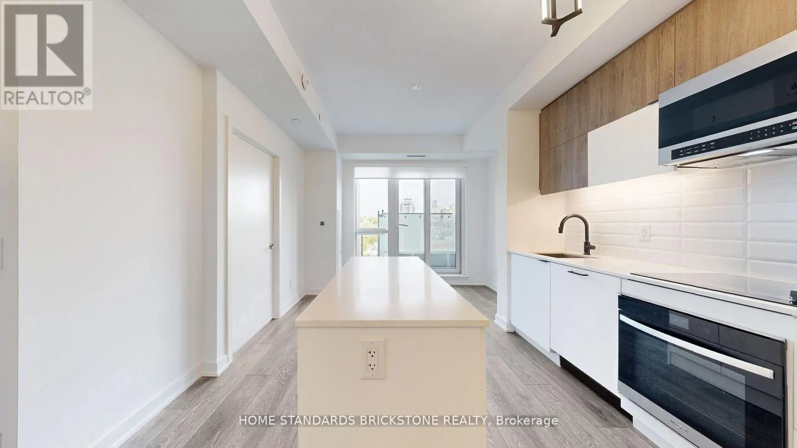 321 - 8888 YONGE STREET