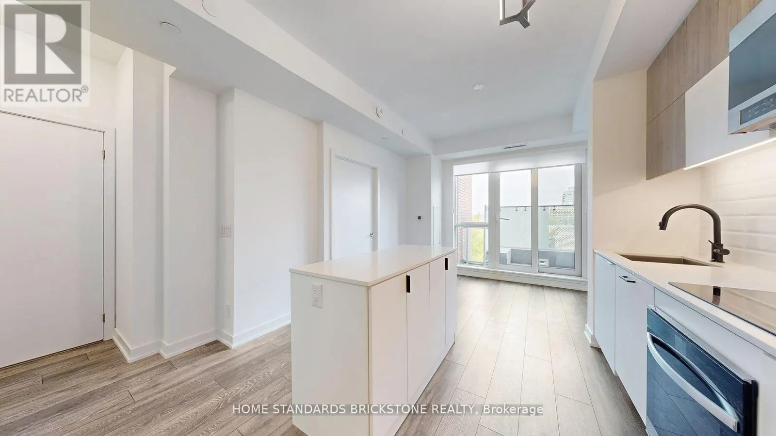 321 - 8888 YONGE STREET
