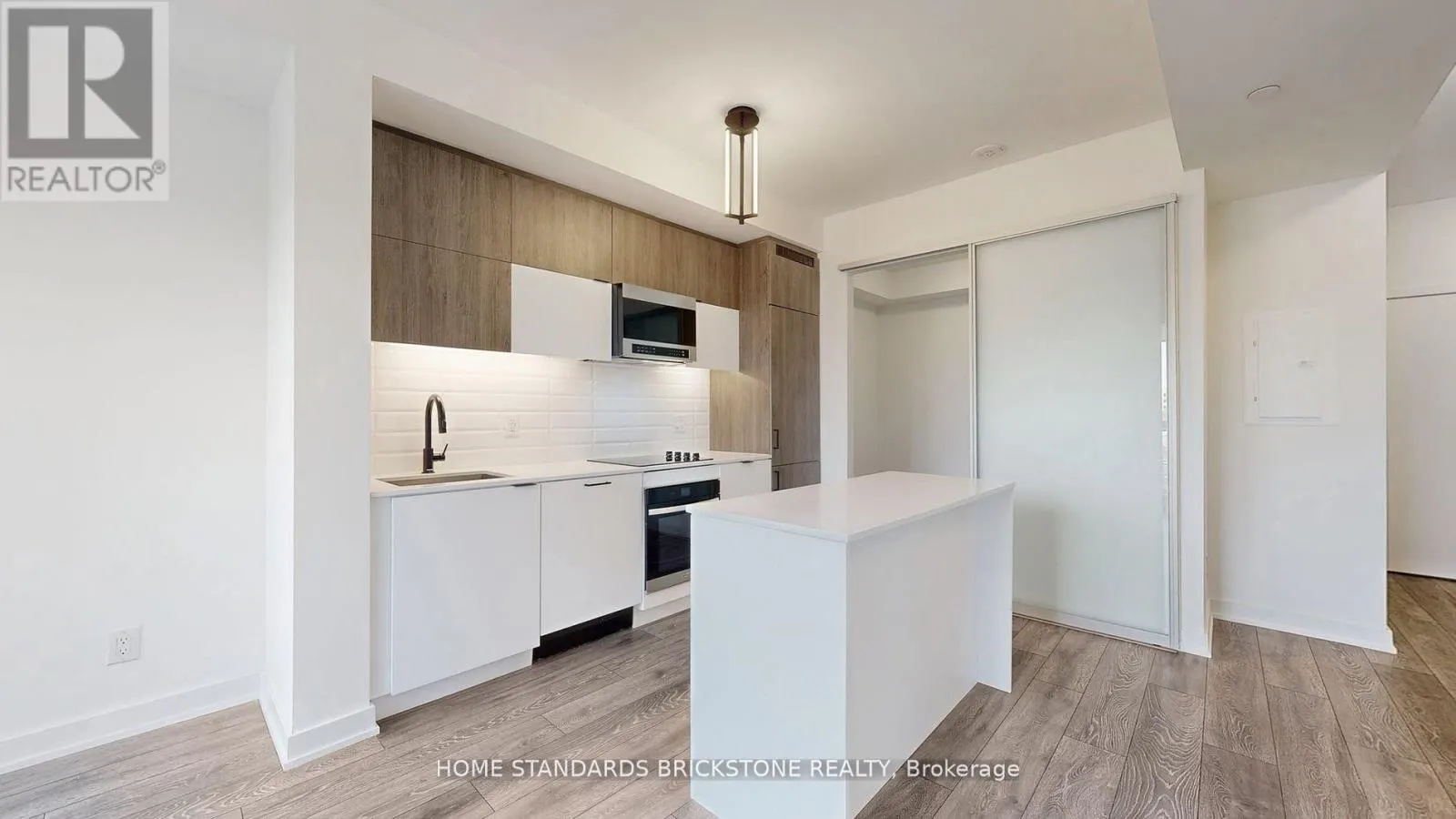 321 - 8888 YONGE STREET