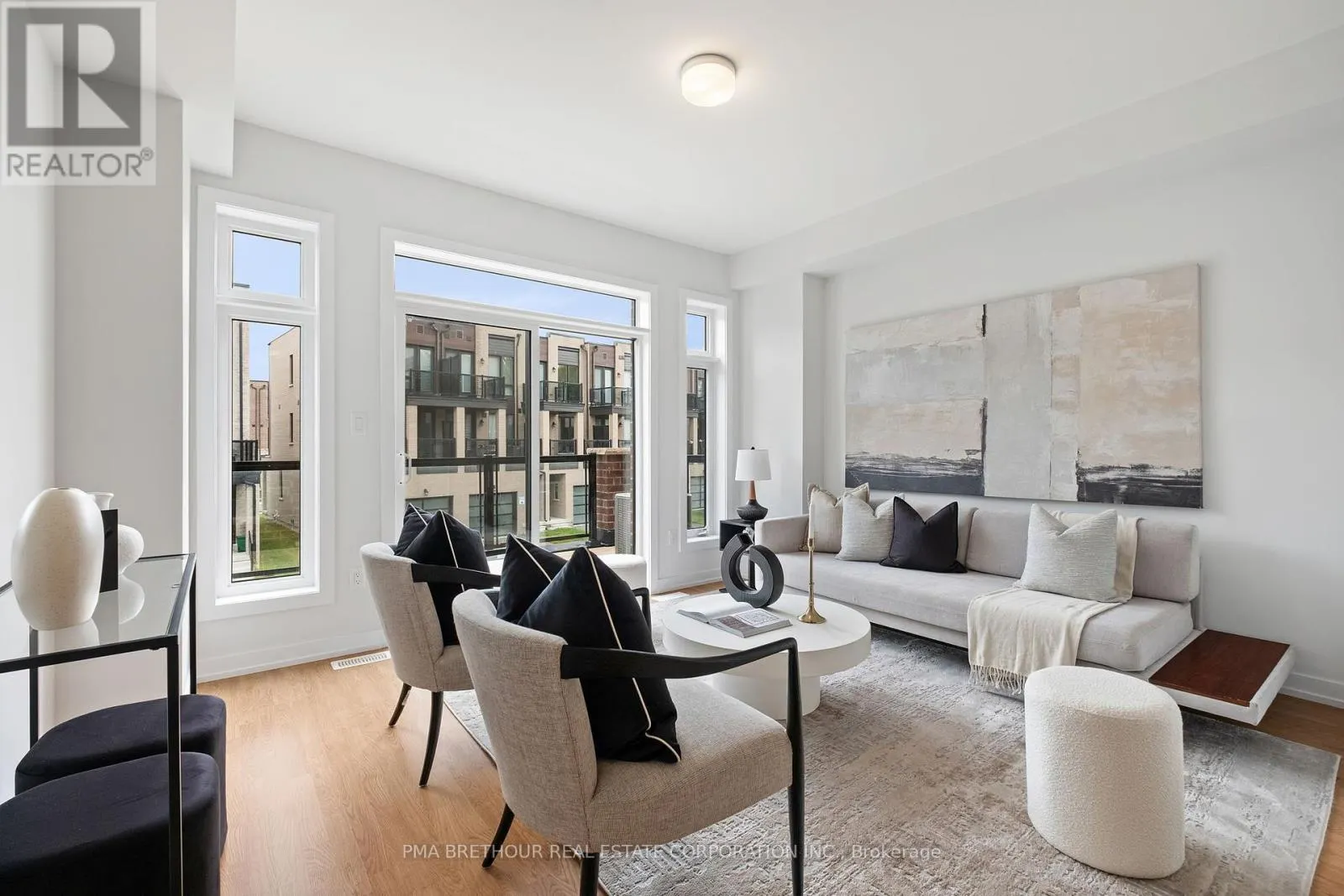 111 CORNELL ROUGE BOULEVARD