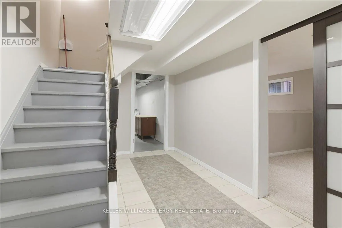 95 DELMARK BOULEVARD