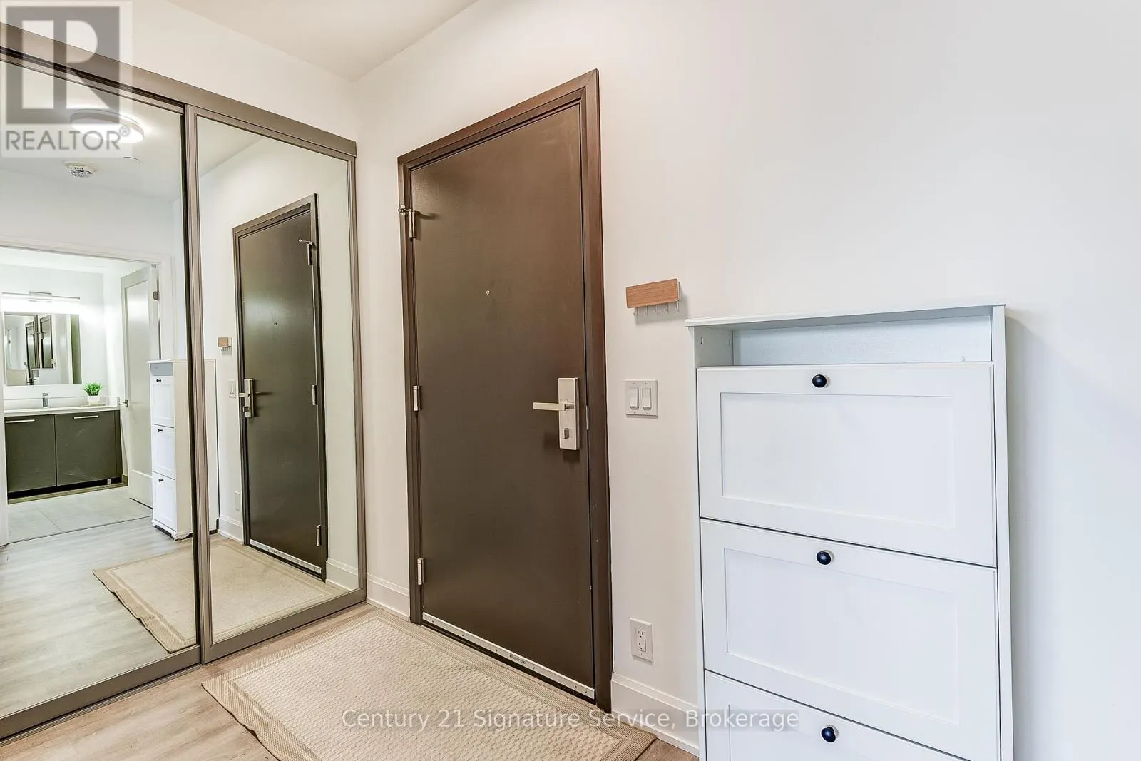 201 - 38 GHANDI LANE