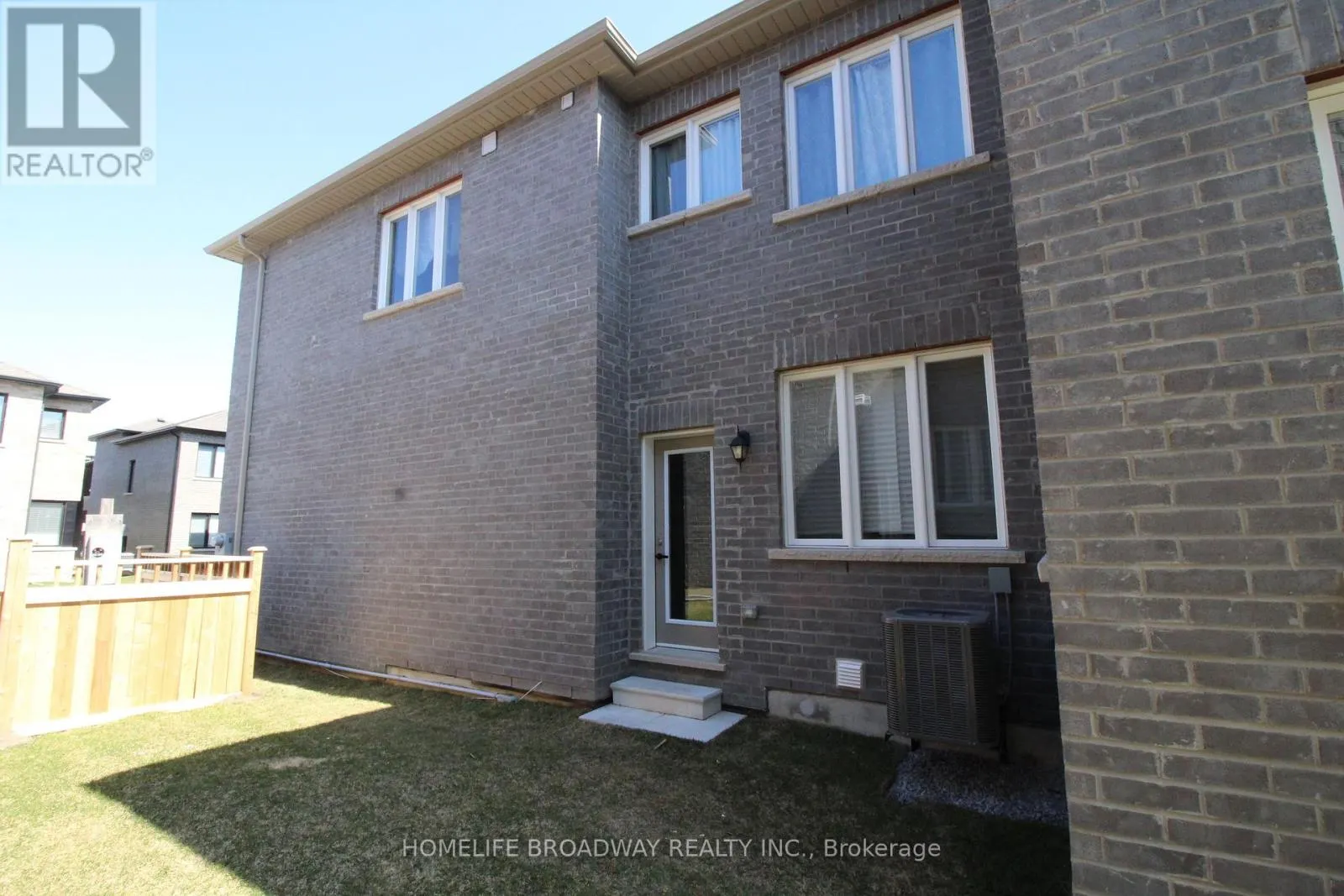 (COACH HOUSE) - 550 WHITES HILL AVENUE