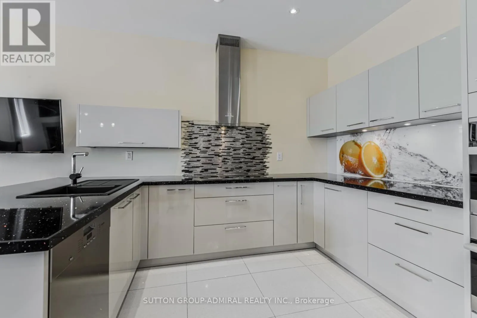 171 SUNSET BEACH ROAD