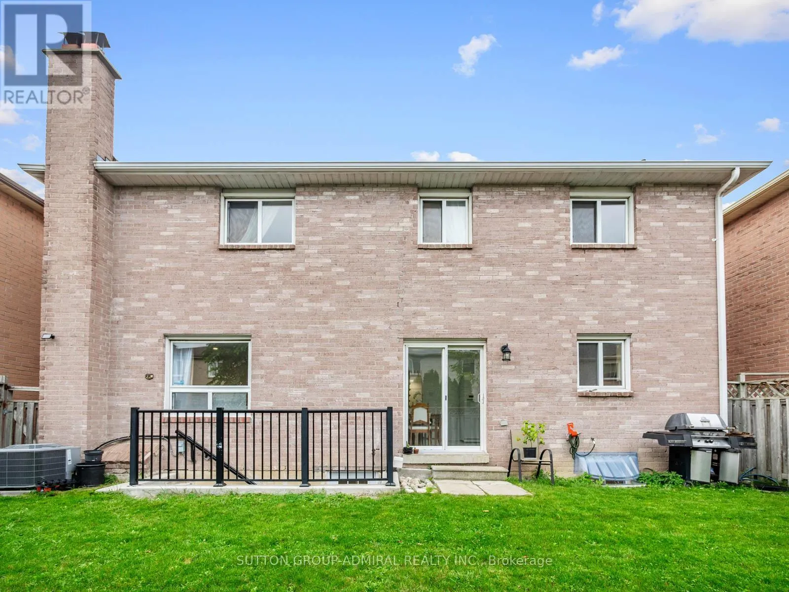 40 BROOKMILL DRIVE