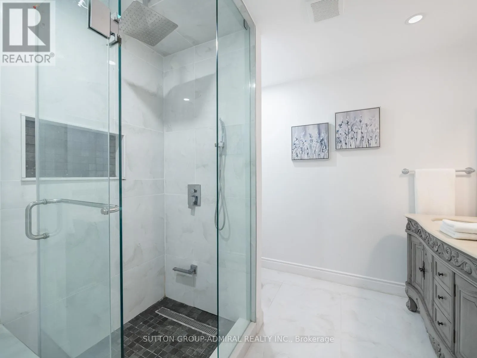 40 BROOKMILL DRIVE