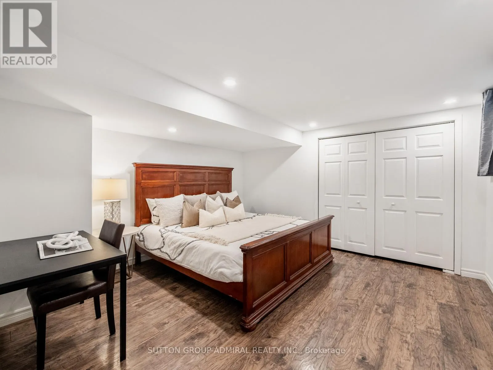40 BROOKMILL DRIVE