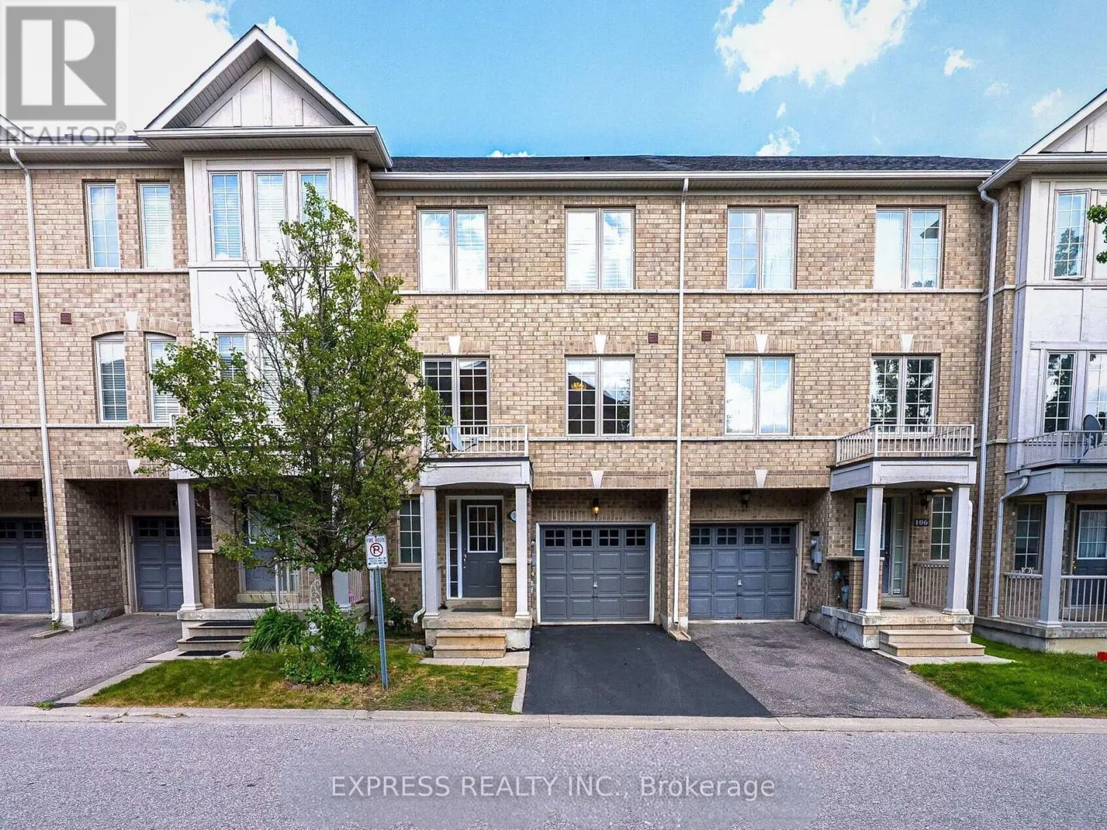 104 PRINCE CHARLES WAY