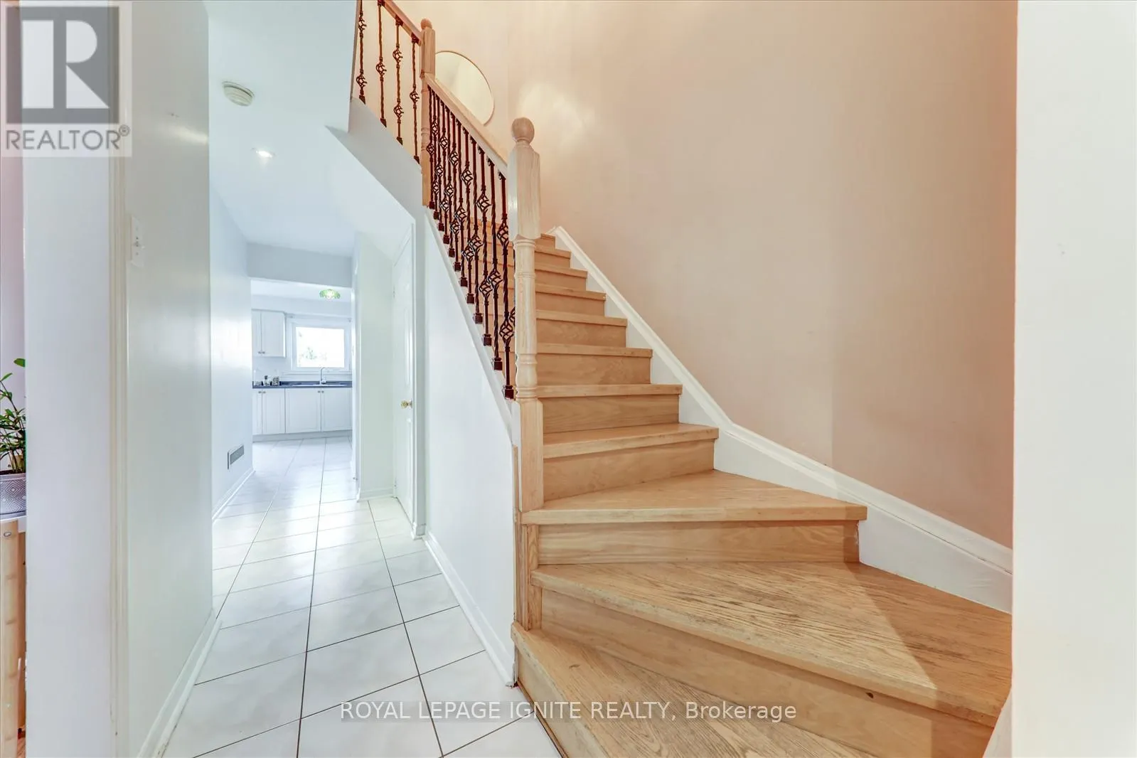 218 SOPHIA ROAD